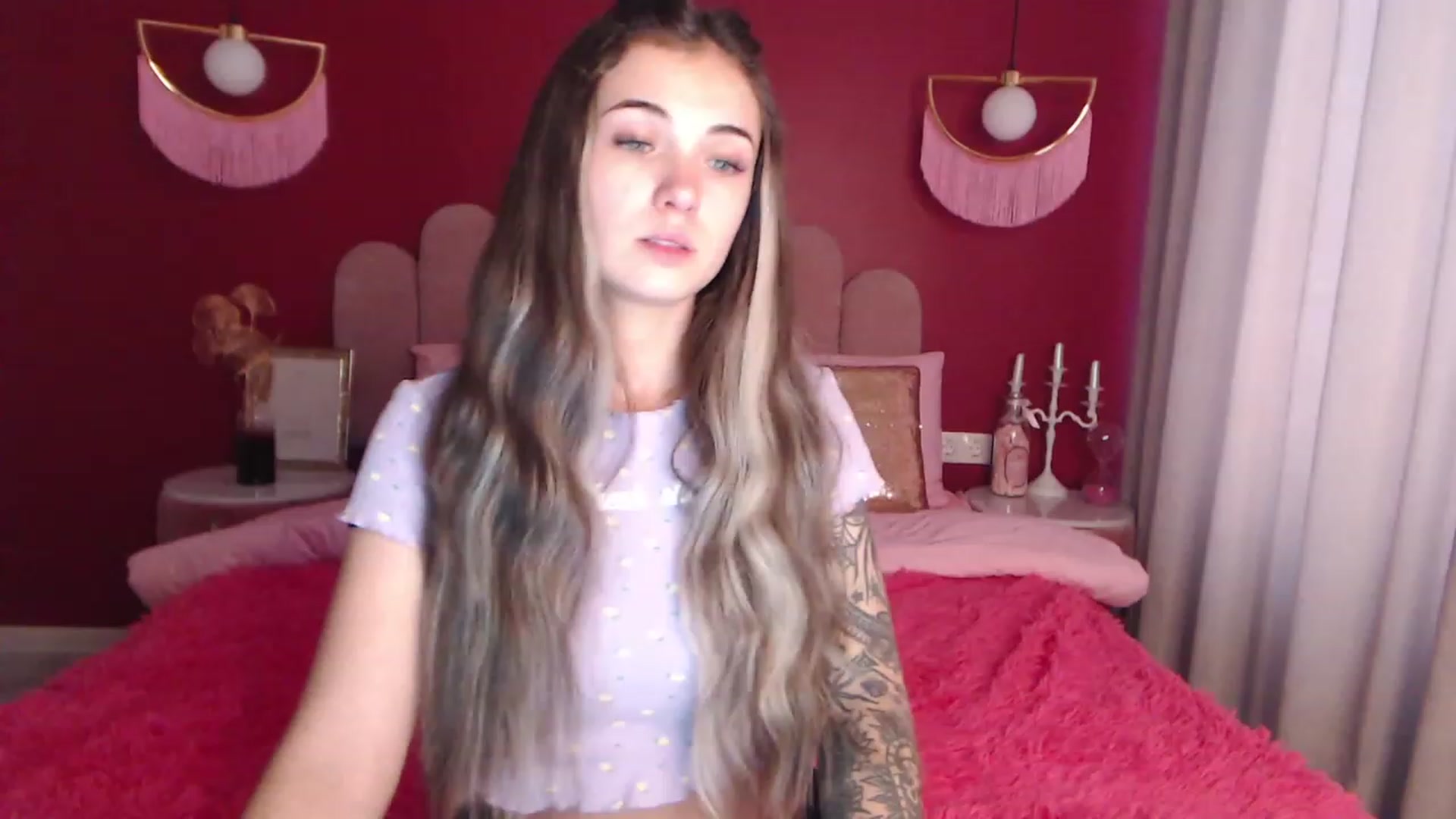 Gallery image thumbnail from SunnyAmelia's myfreecams stream on, 11/22/2022, 11:29 image 7 of 20