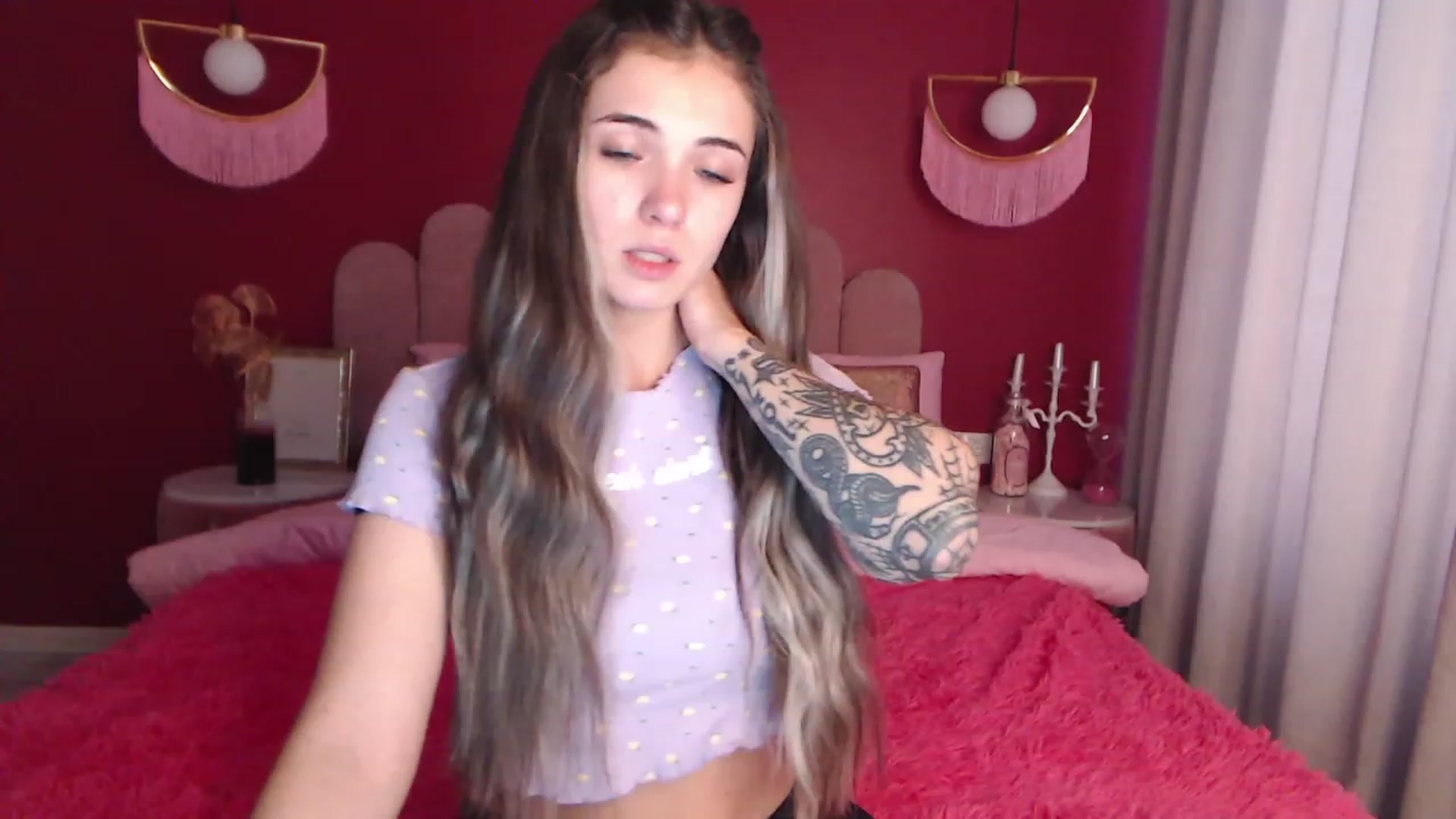 Gallery image thumbnail from SunnyAmelia's myfreecams stream on, 11/22/2022, 11:29 image 17 of 20