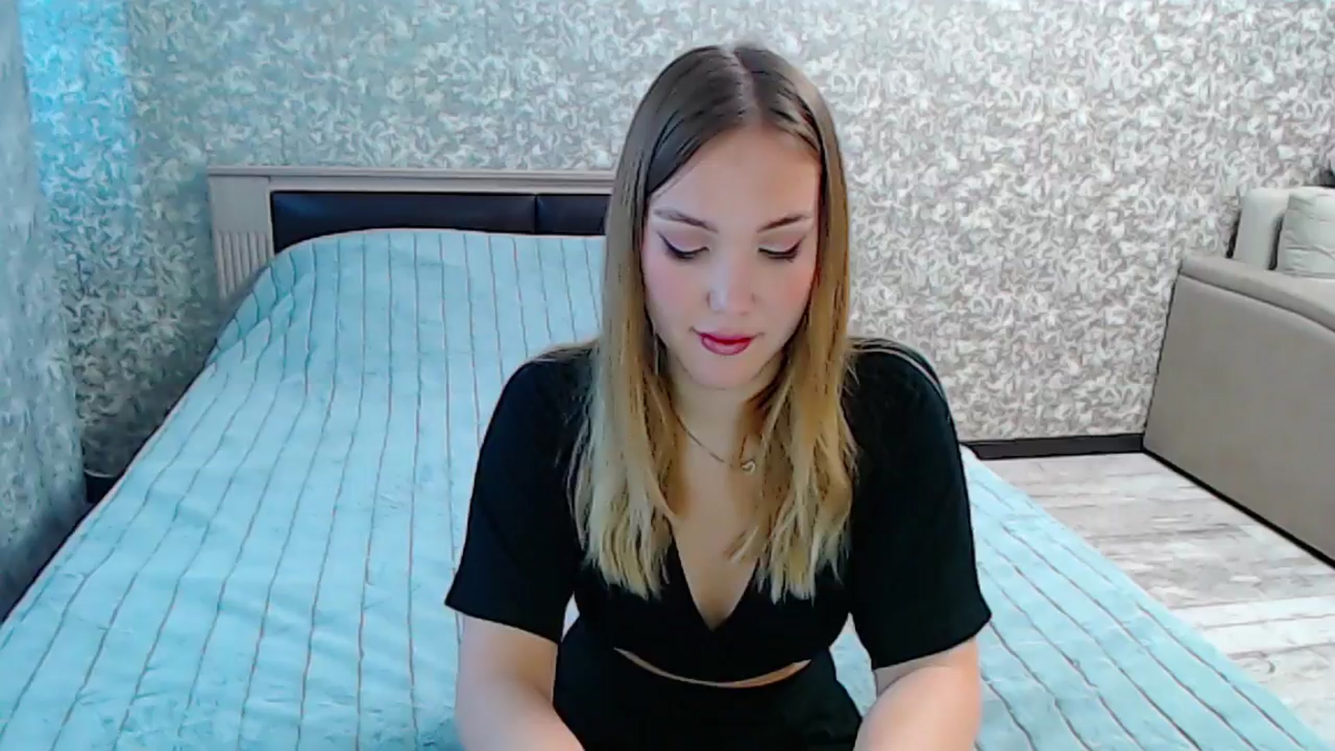Gallery image thumbnail from SunnyBunny_1's myfreecams stream on, 05/23/2024, 05:56 image 17 of 20