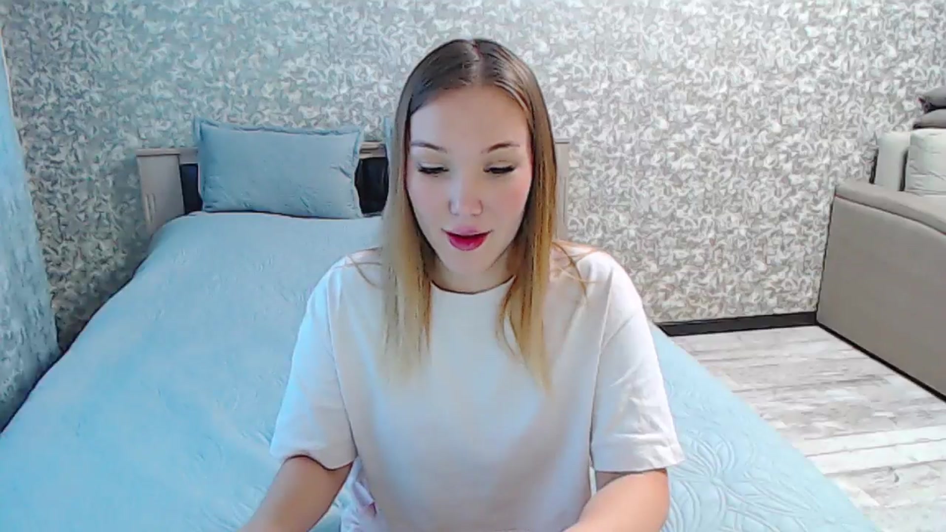Gallery image thumbnail from SunnyBunny_1's myfreecams stream on, 06/14/2024, 05:40 image 16 of 20