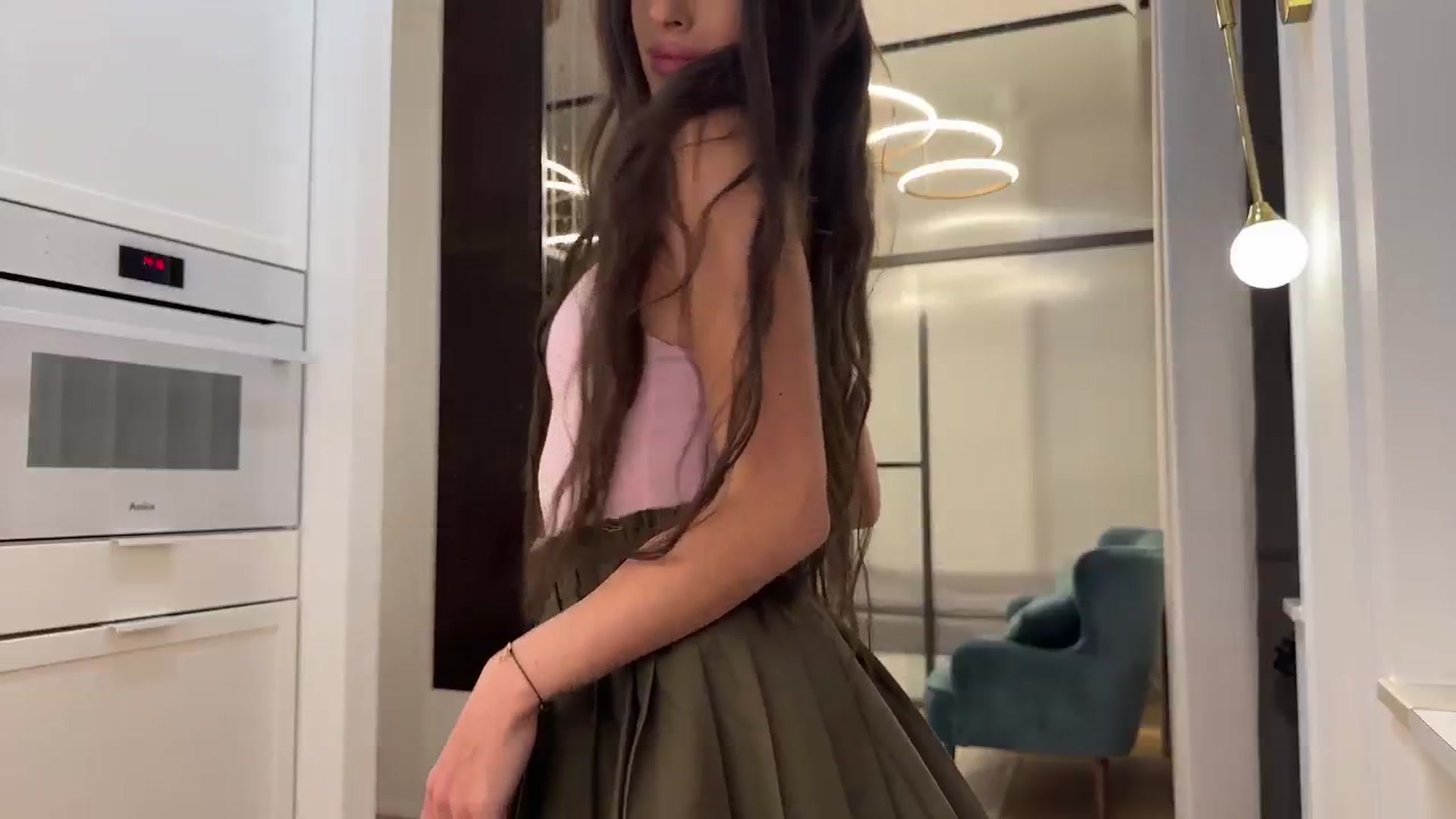 Gallery image thumbnail from SunnyLuxe's myfreecams stream on, 11/17/2024, 22:35 image 19 of 20