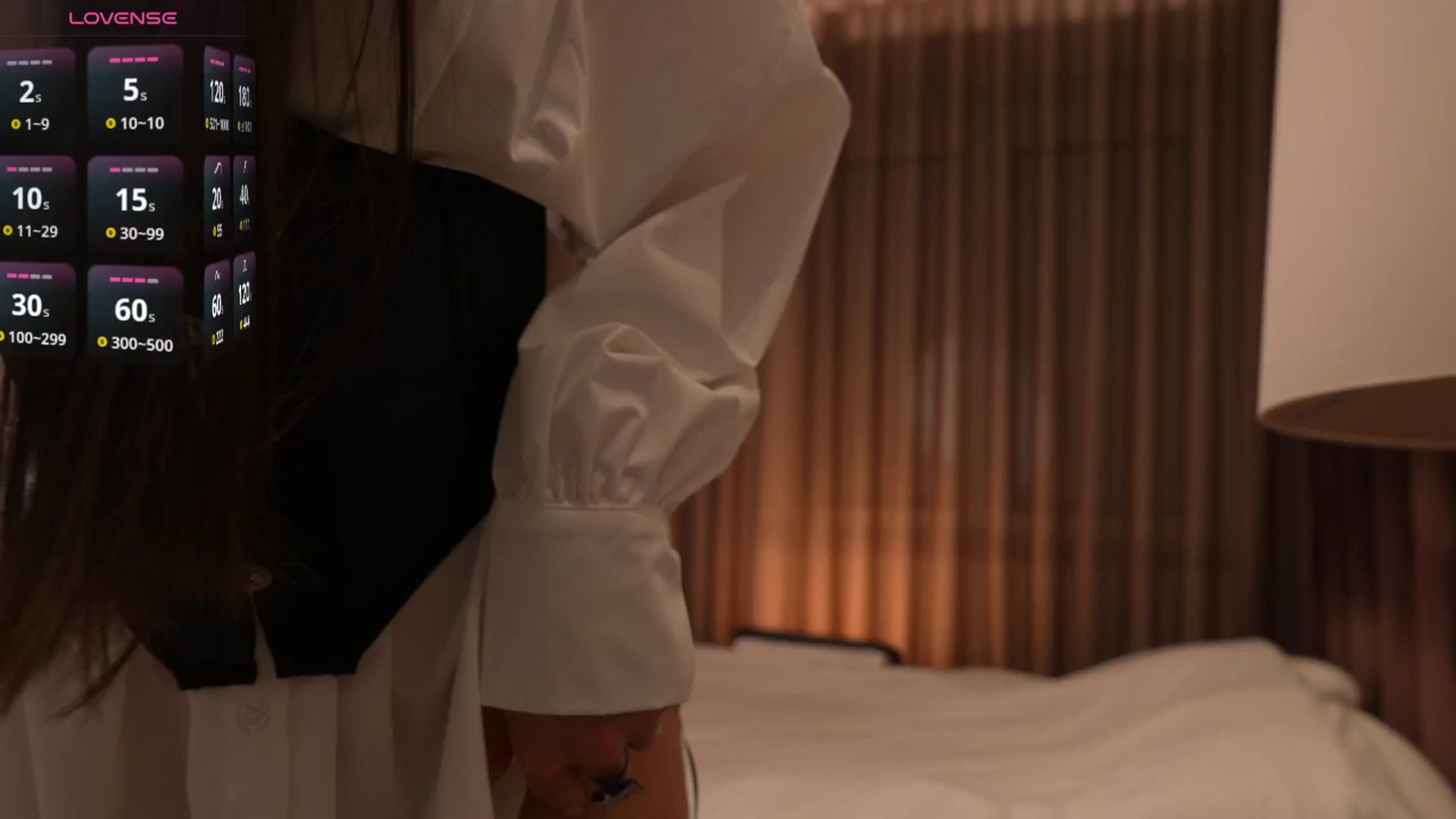Gallery image thumbnail from SunnyLuxe's myfreecams stream on, 12/21/2024, 21:59 image 4 of 20