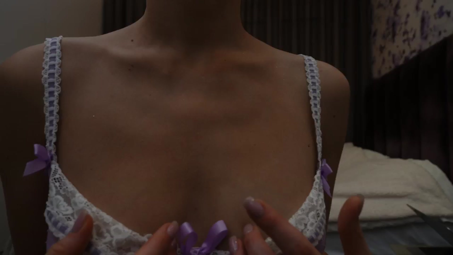 Gallery image thumbnail from SunnyLuxe's myfreecams stream on, 12/25/2024, 01:53 image 18 of 20