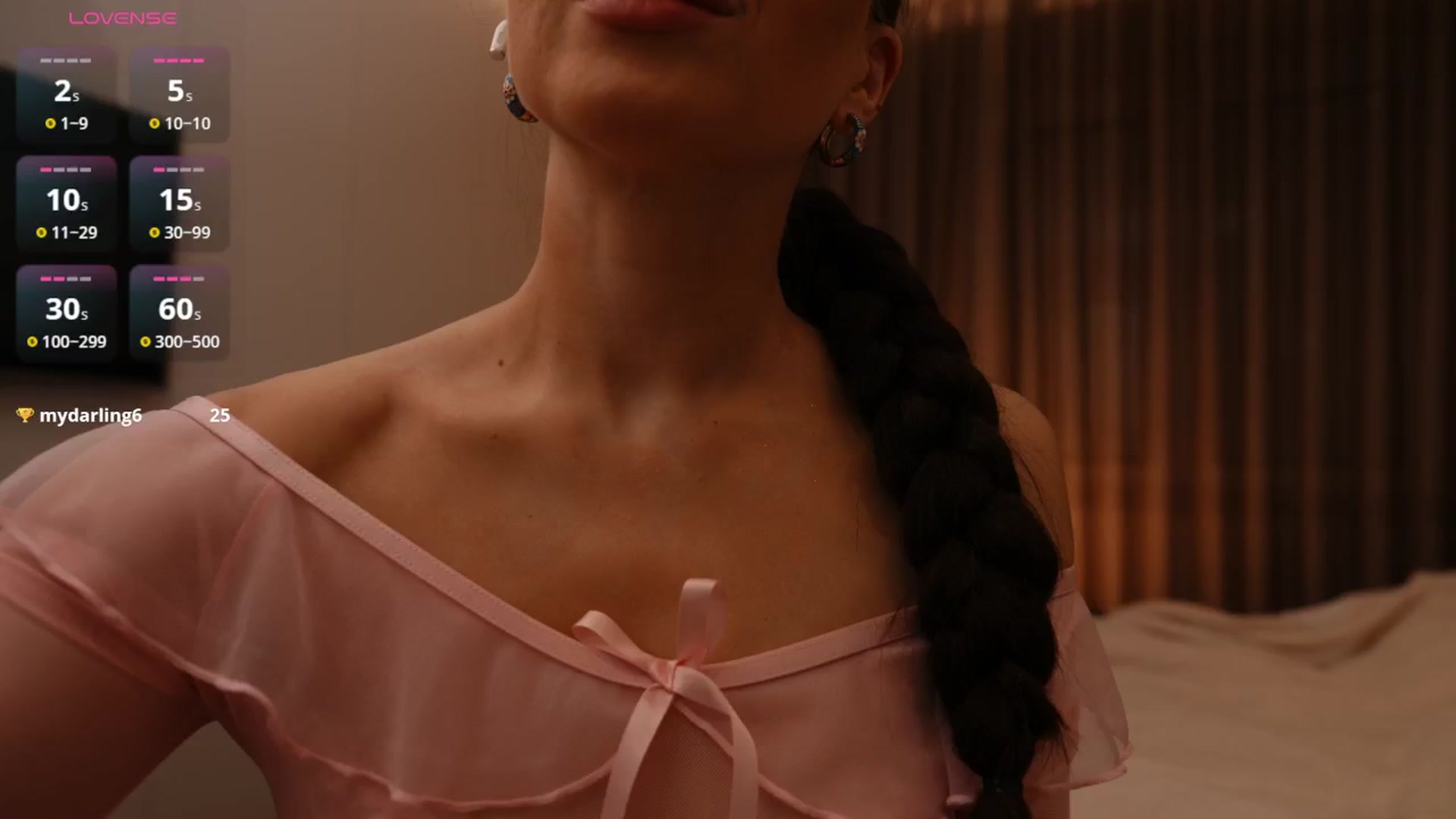 Gallery image thumbnail from SunnyLuxe's myfreecams stream on, 12/30/2024, 19:29 image 15 of 20
