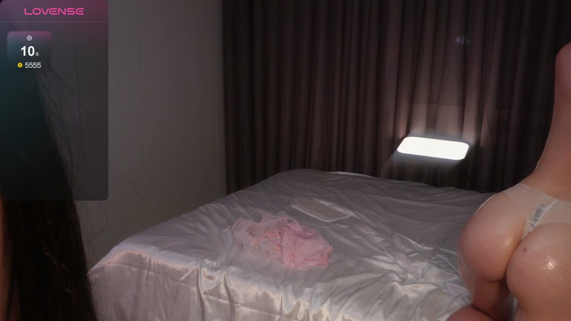 Gallery image thumbnail from SunnyLuxe's myfreecams stream on, 04/13/2025, 03:15 image 17 of 20