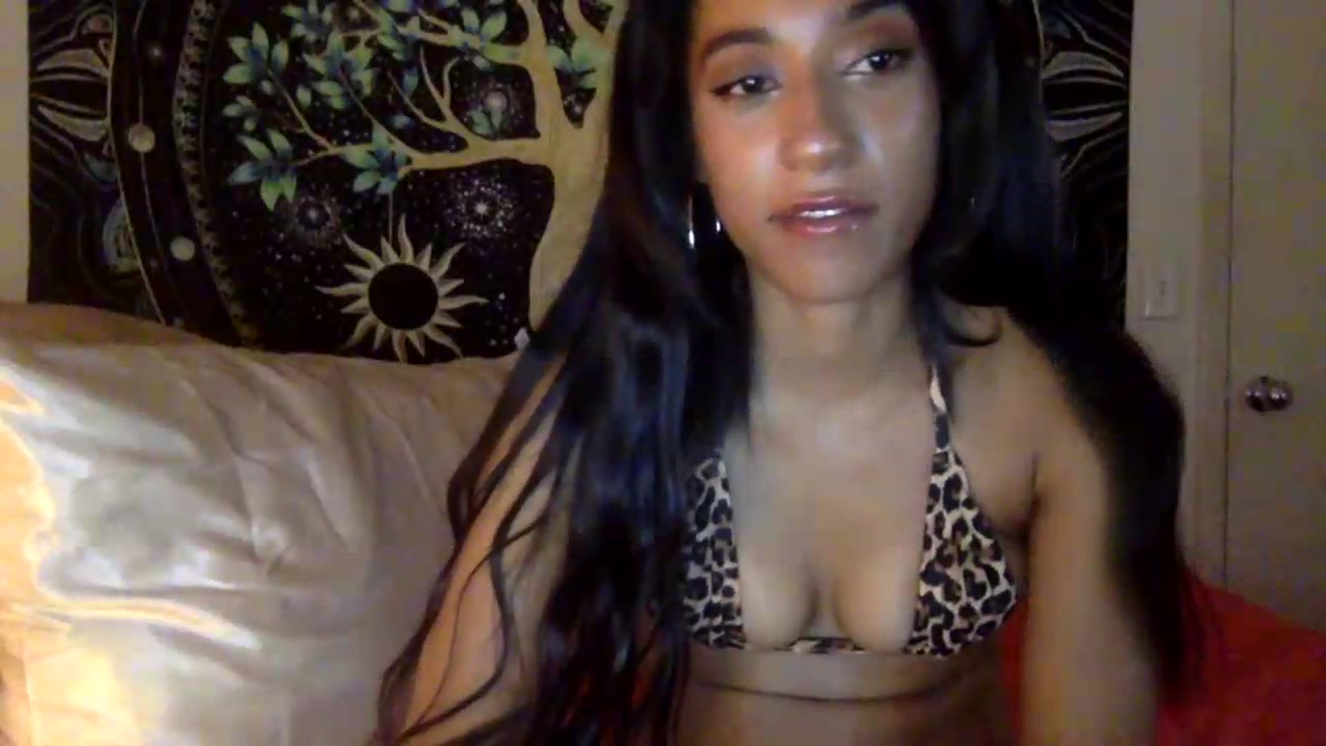 Gallery image thumbnail from SunnySide_X's myfreecams stream on, 08/15/2026, 09:22 image 4 of 20