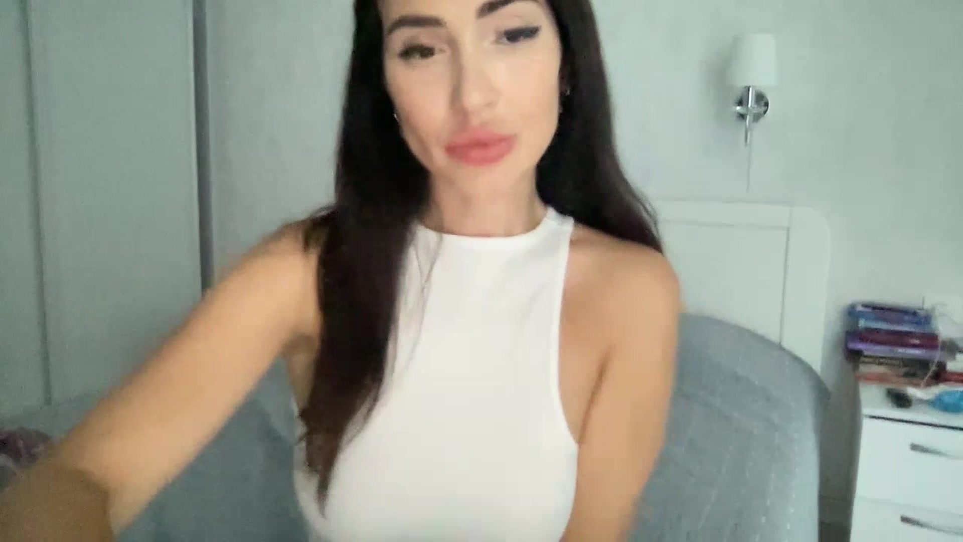 Gallery image thumbnail from SunnyZi's myfreecams stream on, 07/16/2023, 13:38 image 8 of 20
