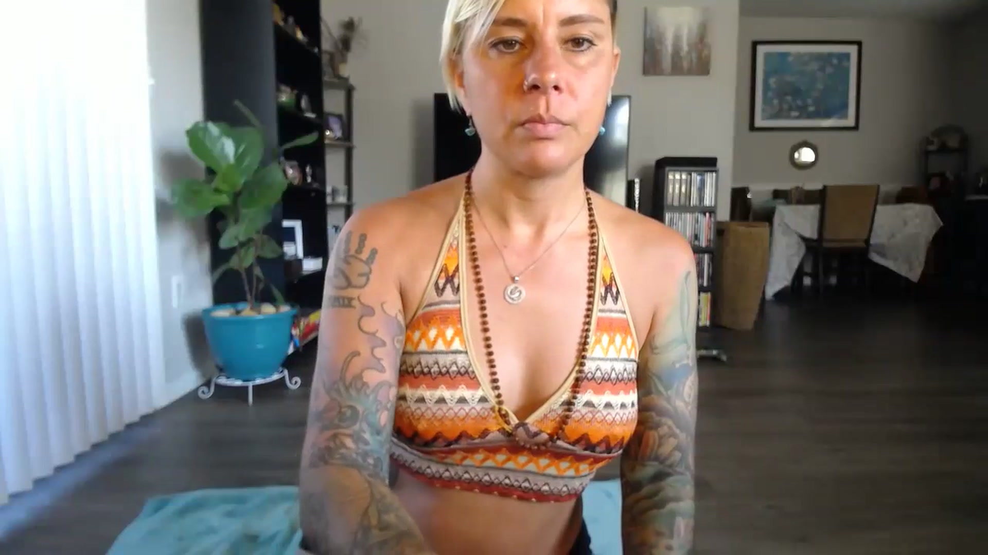 Gallery image thumbnail from Sunny_Charms's myfreecams stream on, 09/11/2023, 14:41 image 14 of 20