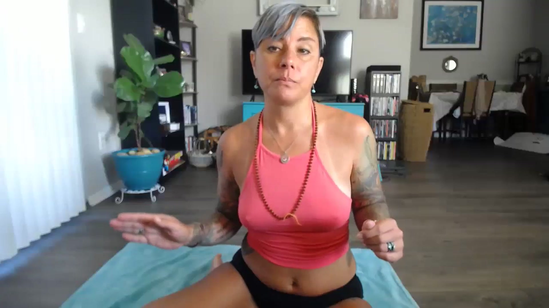 Gallery image thumbnail from Sunny_Charms's myfreecams stream on, 09/25/2023, 15:21 image 17 of 20