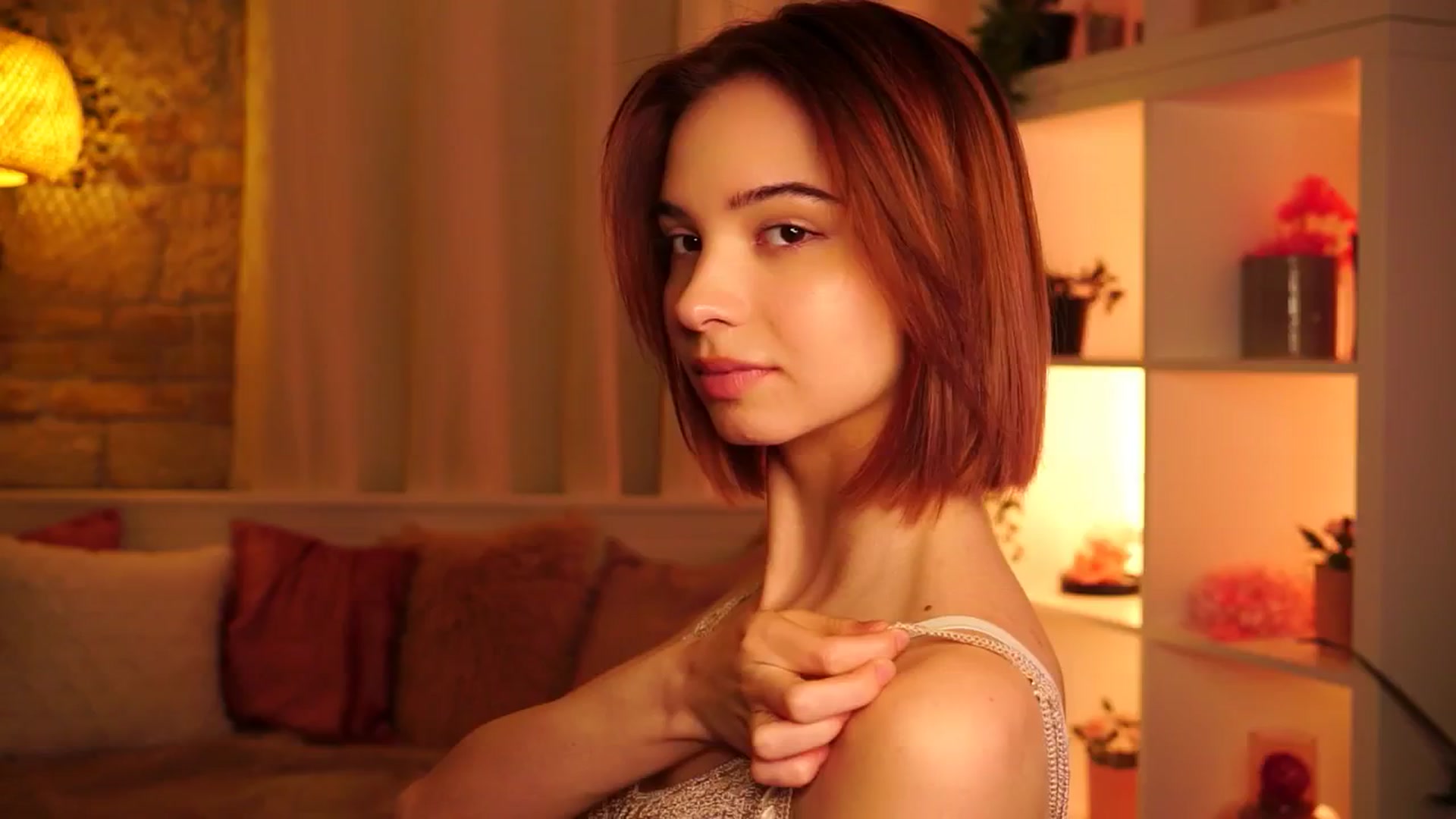 Gallery image thumbnail from Sunny_Honeey's myfreecams stream on, 06/25/2025, 09:10 image 1 of 20