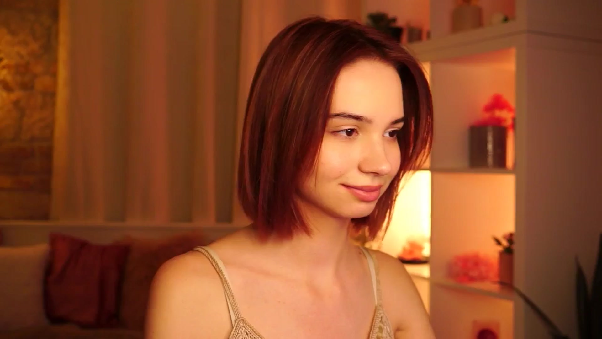 Gallery image thumbnail from Sunny_Honeey's myfreecams stream on, 06/25/2025, 09:10 image 2 of 20