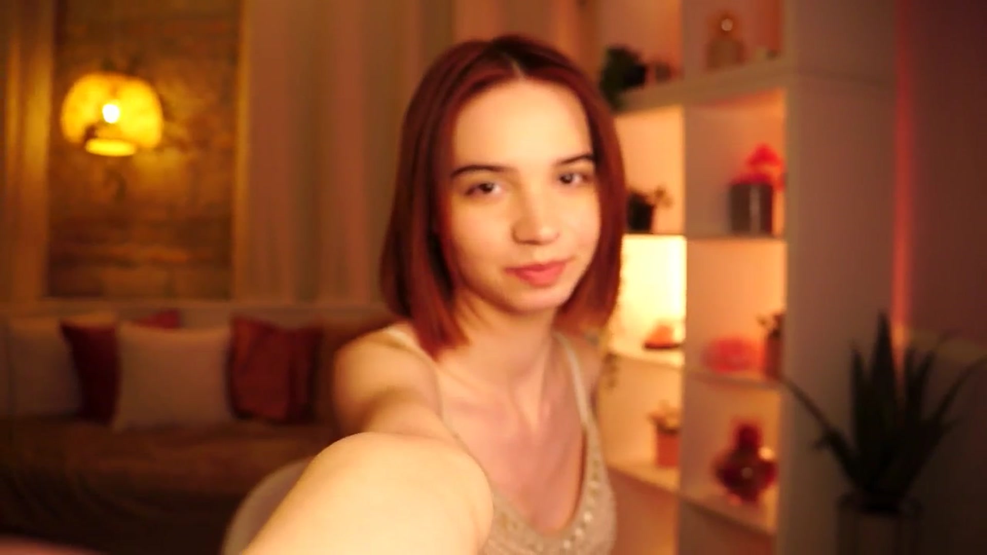 Gallery image thumbnail from Sunny_Honeey's myfreecams stream on, 06/25/2025, 09:50 image 8 of 20