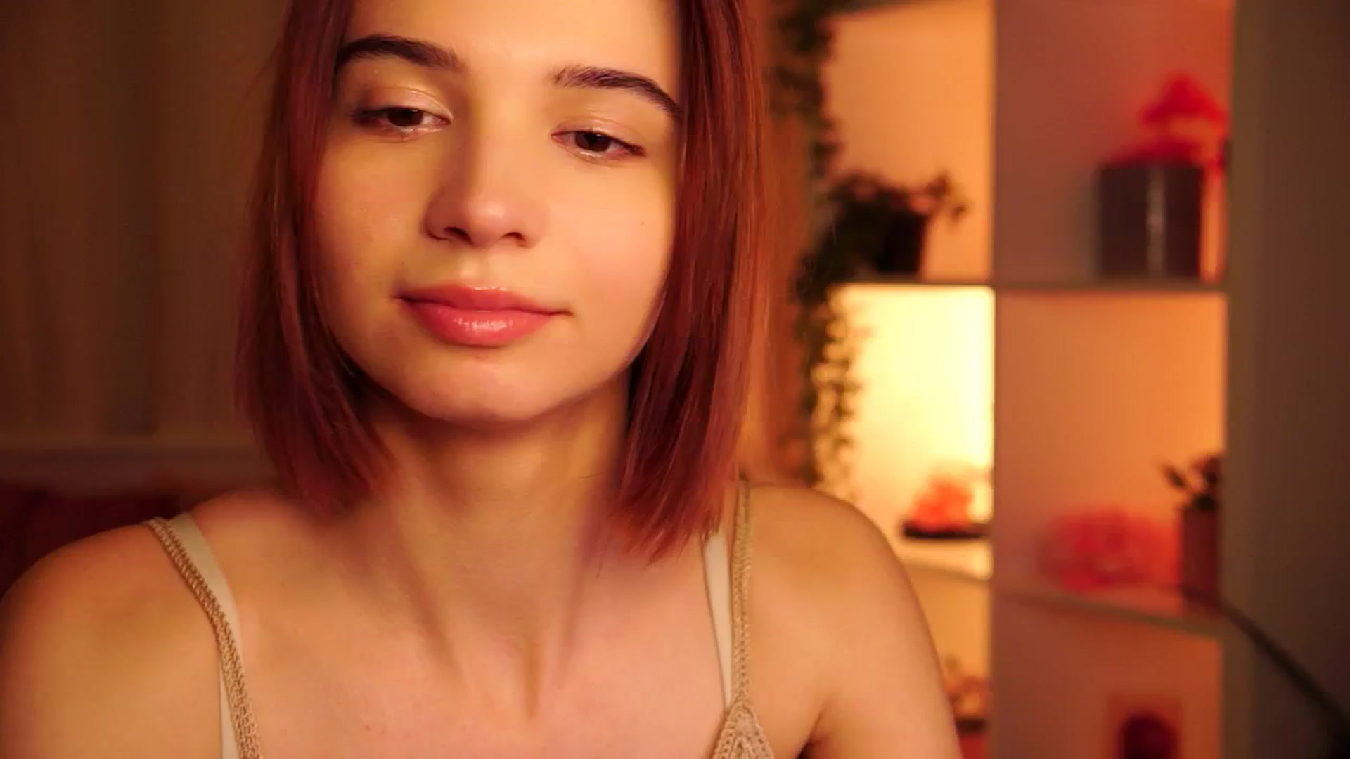 Gallery image thumbnail from Sunny_Honeey's myfreecams stream on, 06/25/2025, 12:03 image 13 of 20