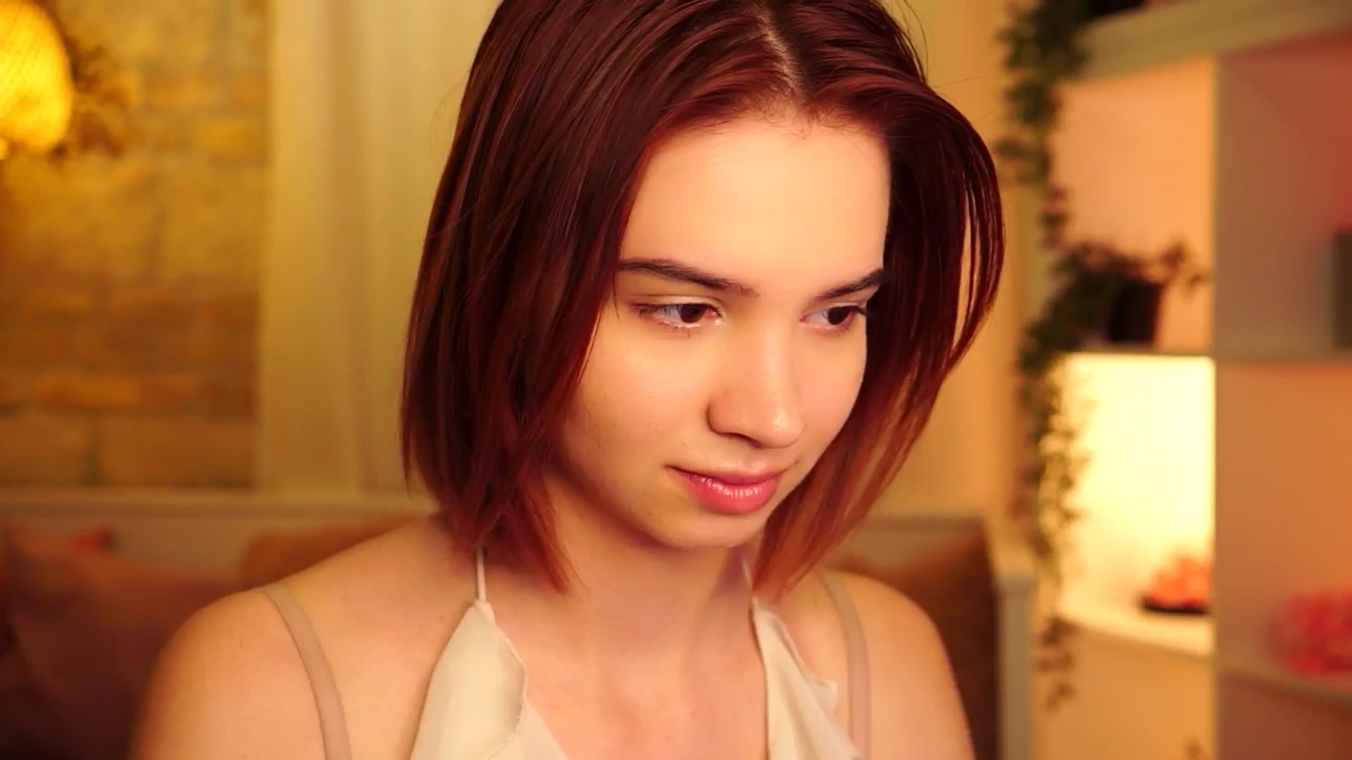 Gallery image thumbnail from Sunny_Honeey's myfreecams stream on, 06/27/2025, 15:48 image 9 of 20