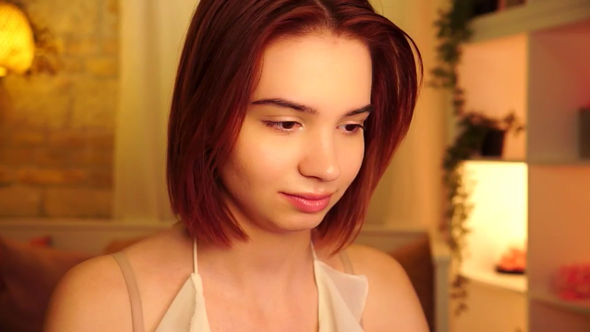 Gallery image thumbnail from Sunny_Honeey's myfreecams stream on, 06/27/2025, 15:48 image 17 of 20