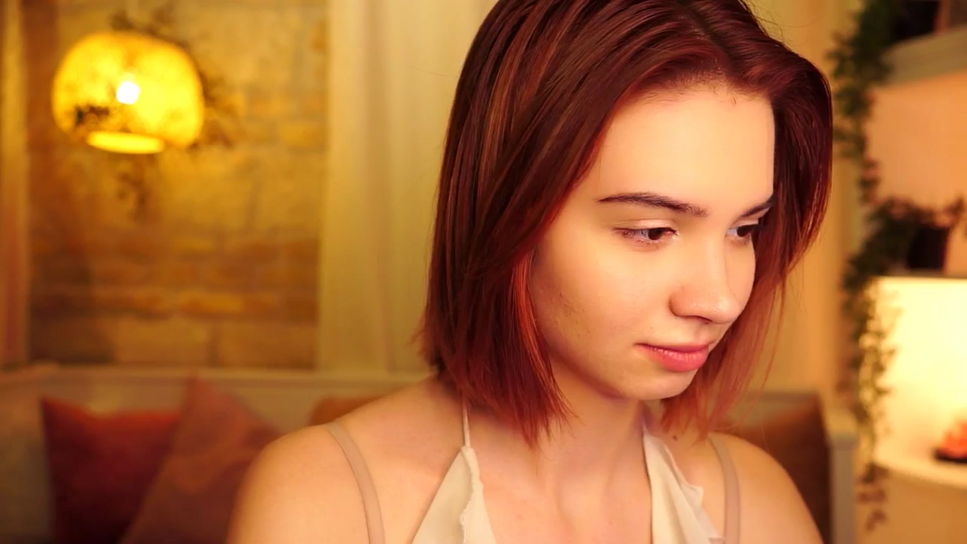 Gallery image thumbnail from Sunny_Honeey's myfreecams stream on, 06/27/2025, 17:40 image 5 of 20