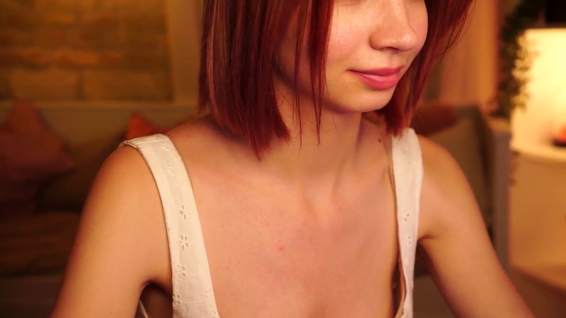 Gallery image thumbnail from Sunny_Honeey's myfreecams stream on, 06/30/2025, 10:45 image 19 of 20