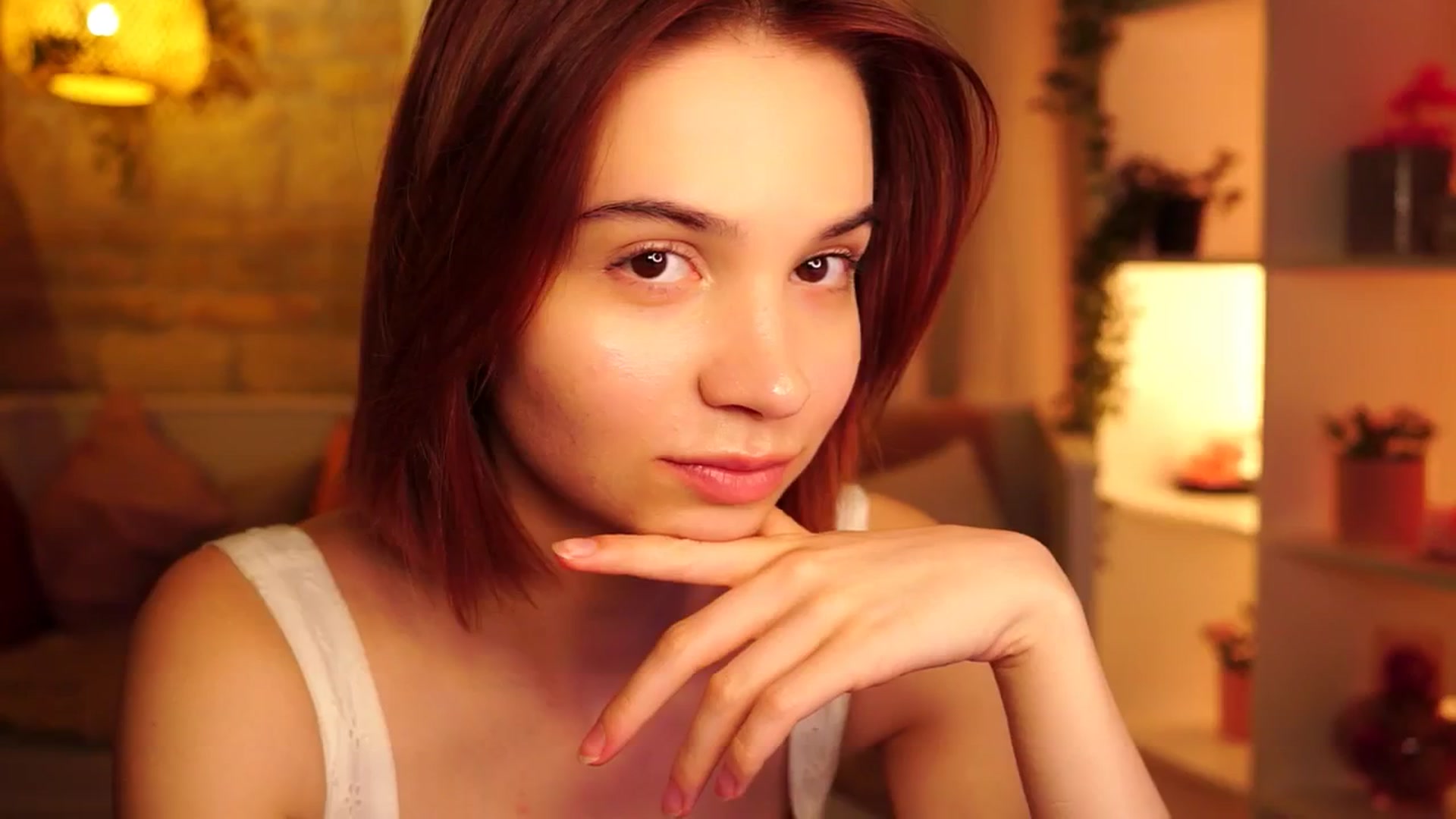 Gallery image thumbnail from Sunny_Honeey's myfreecams stream on, 06/30/2025, 12:35 image 16 of 20