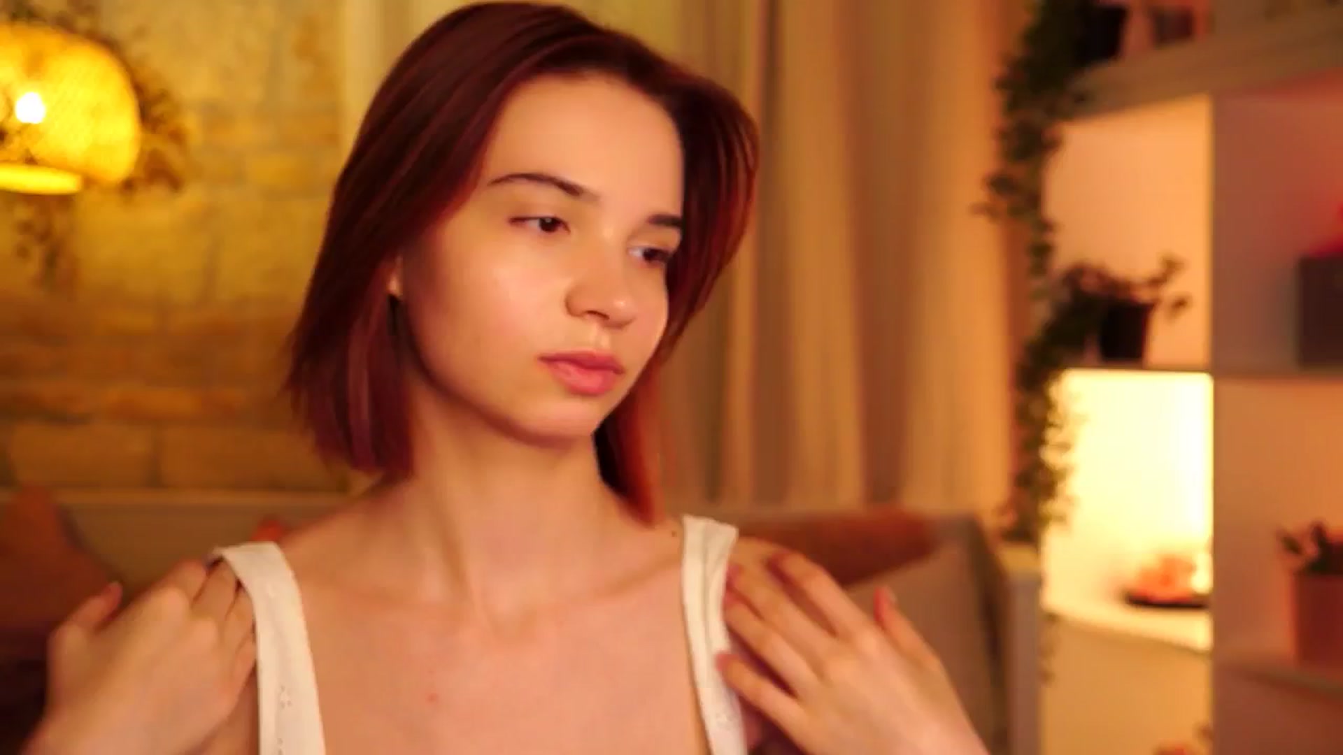 Gallery image thumbnail from Sunny_Honeey's myfreecams stream on, 06/30/2025, 12:35 image 2 of 20