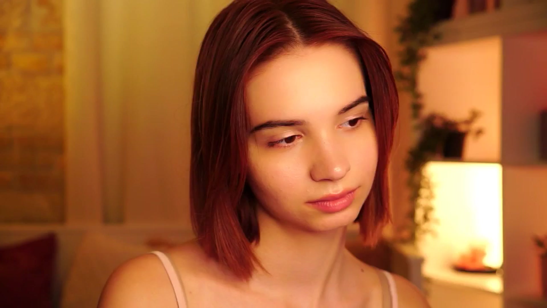 Gallery image thumbnail from Sunny_Honeey's myfreecams stream on, 07/01/2025, 18:57 image 12 of 20