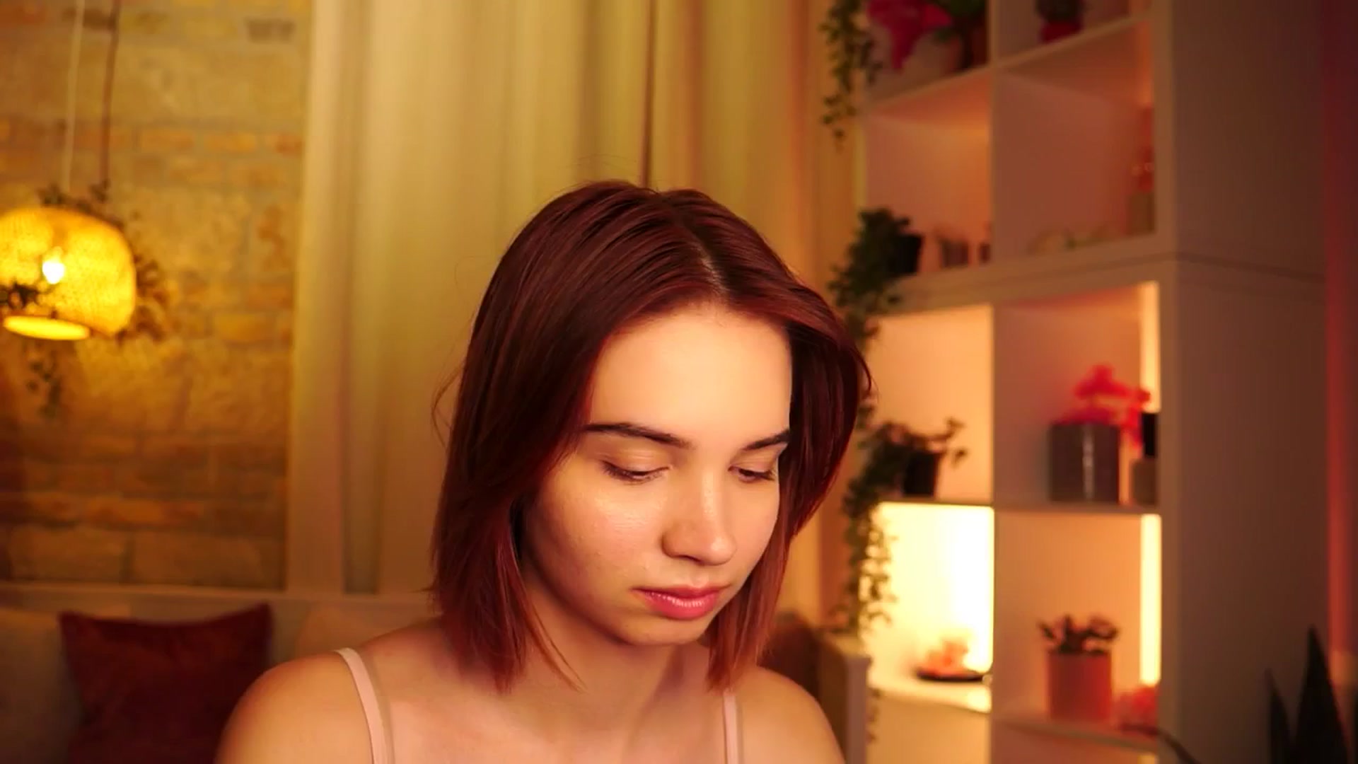 Gallery image thumbnail from Sunny_Honeey's myfreecams stream on, 07/01/2025, 18:57 image 6 of 20
