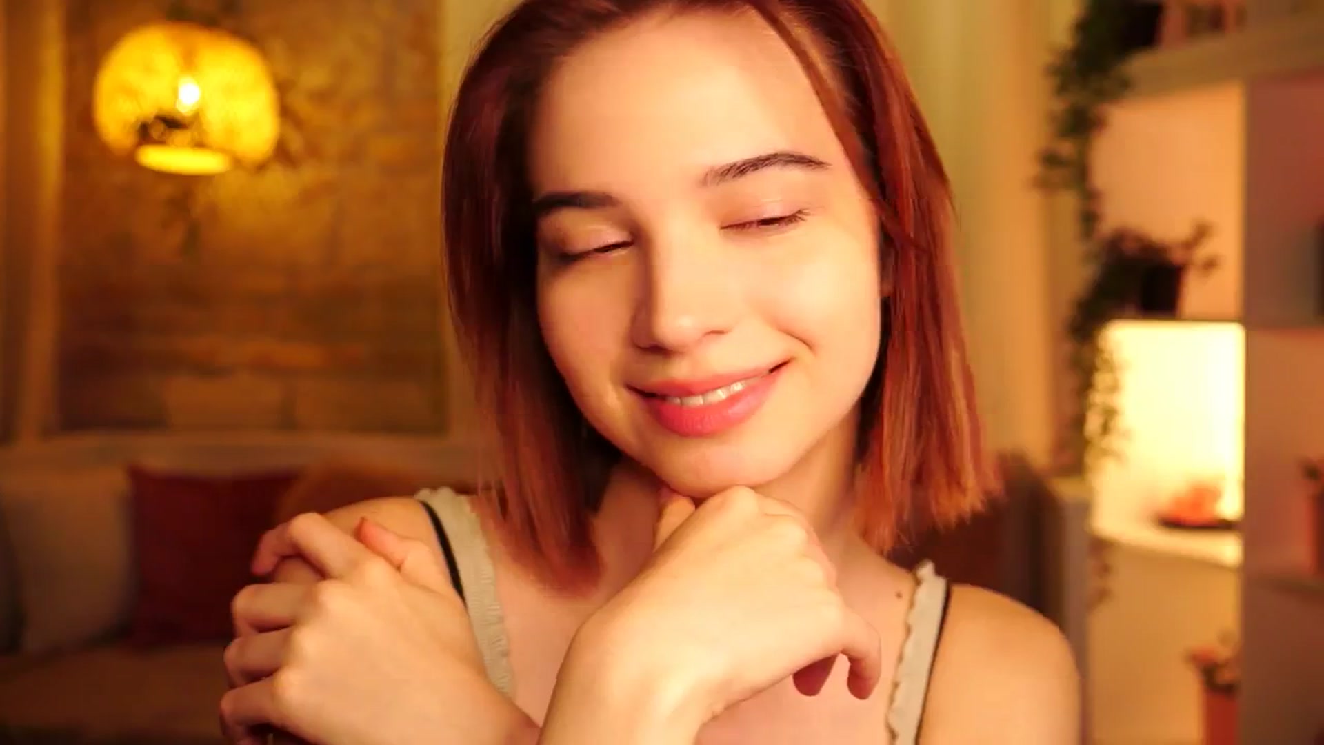 Gallery image thumbnail from Sunny_Honeey's myfreecams stream on, 07/05/2025, 10:26 image 7 of 20