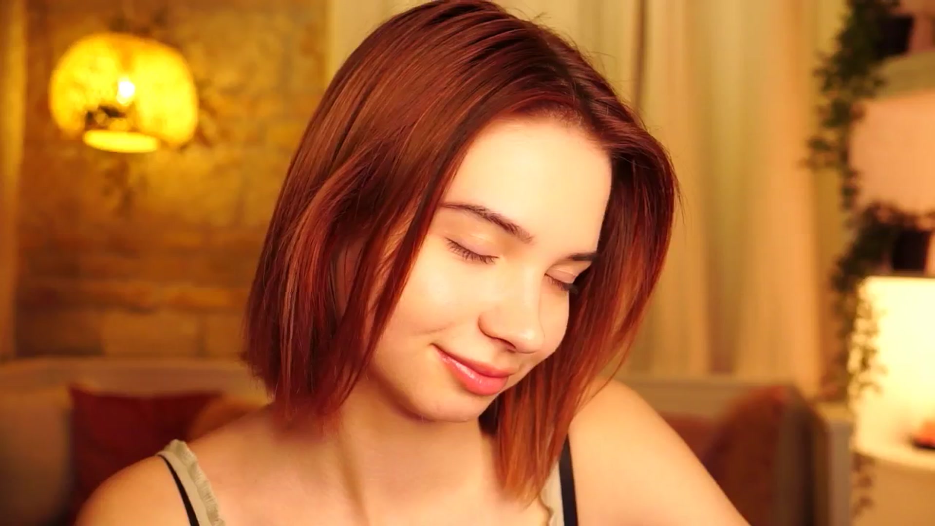 Gallery image thumbnail from Sunny_Honeey's myfreecams stream on, 07/05/2025, 11:10 image 9 of 20