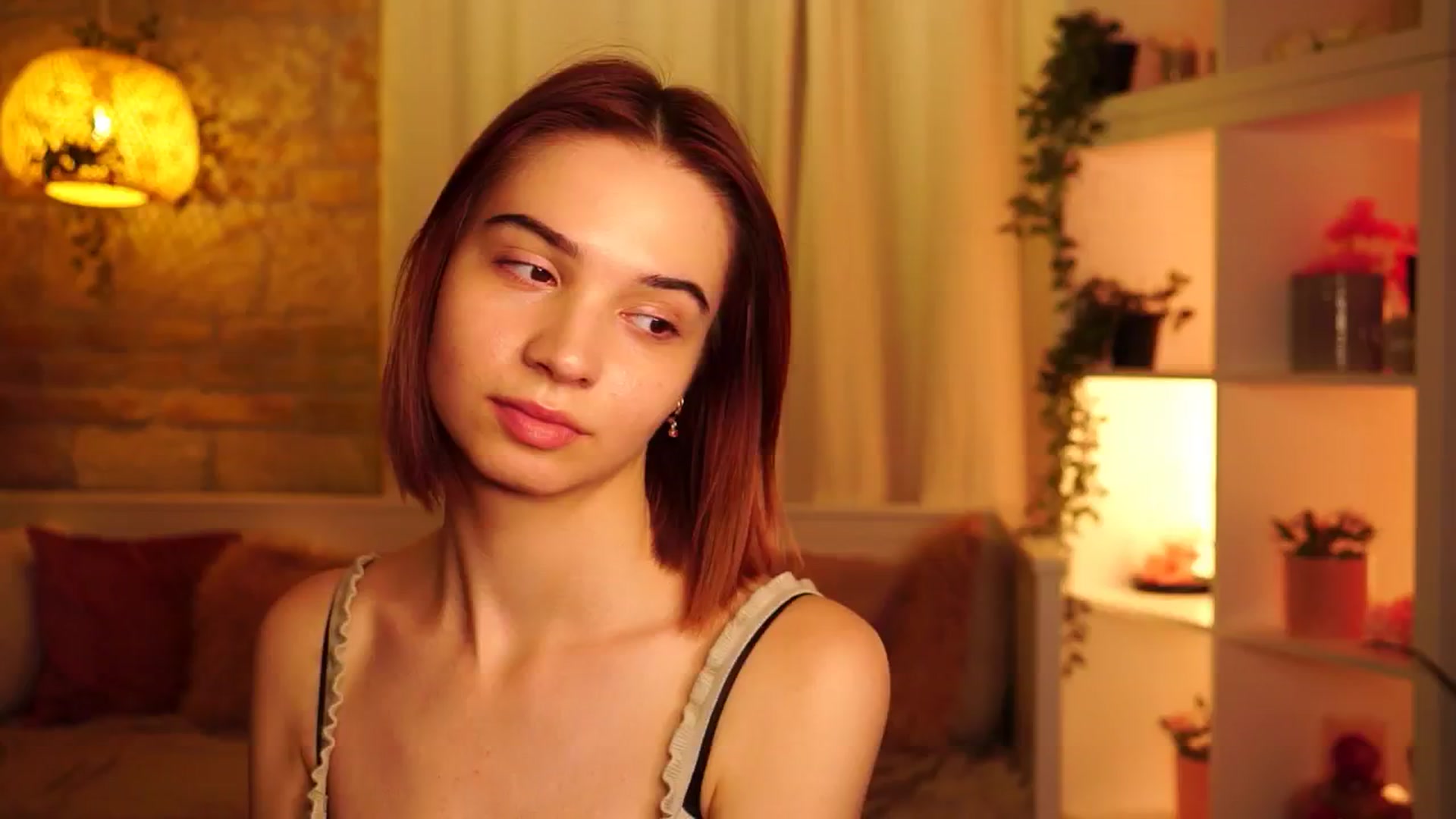 Gallery image thumbnail from Sunny_Honeey's myfreecams stream on, 07/05/2025, 12:10 image 19 of 20