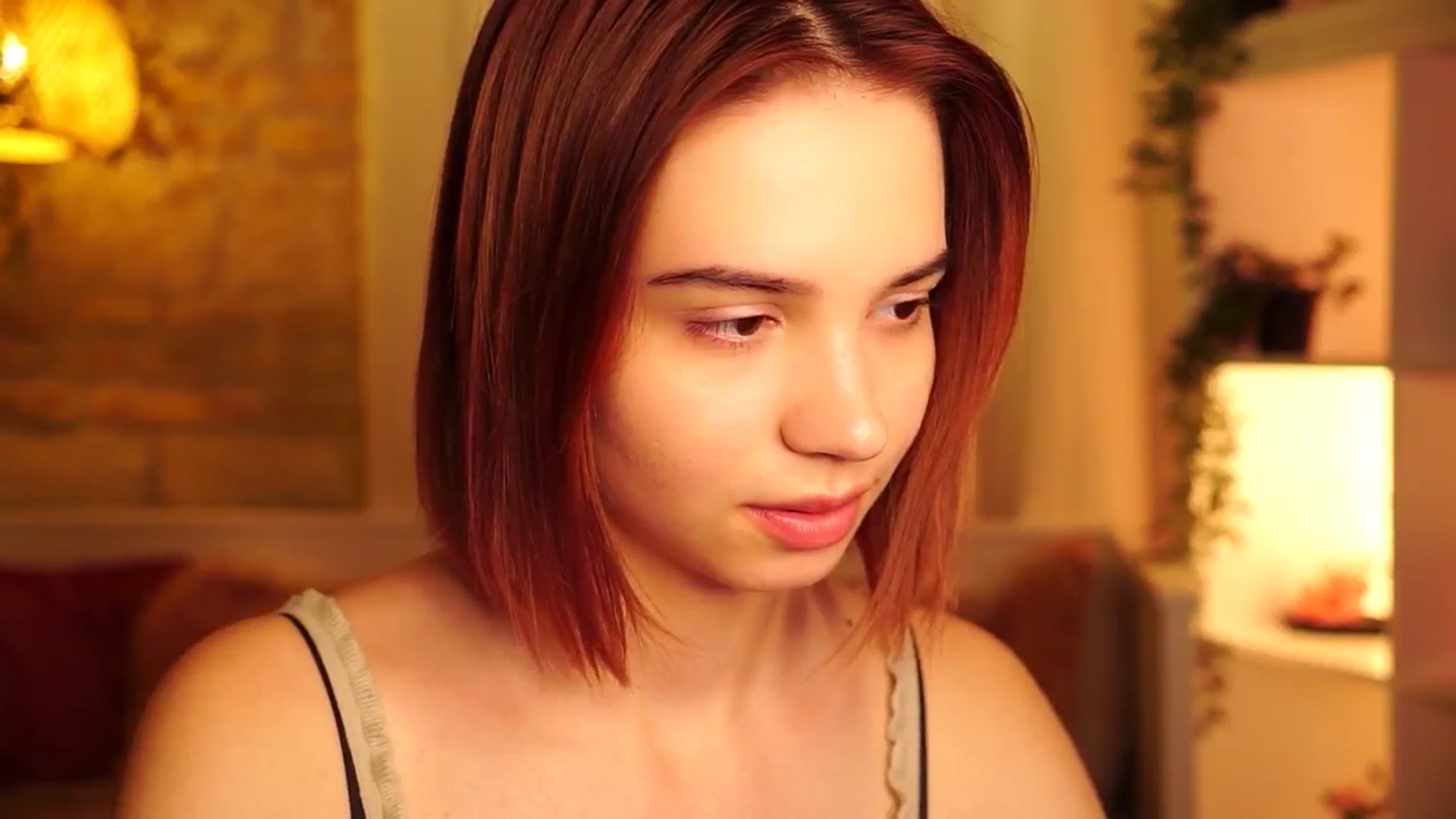 Gallery image thumbnail from Sunny_Honeey's myfreecams stream on, 07/05/2025, 12:10 image 16 of 20