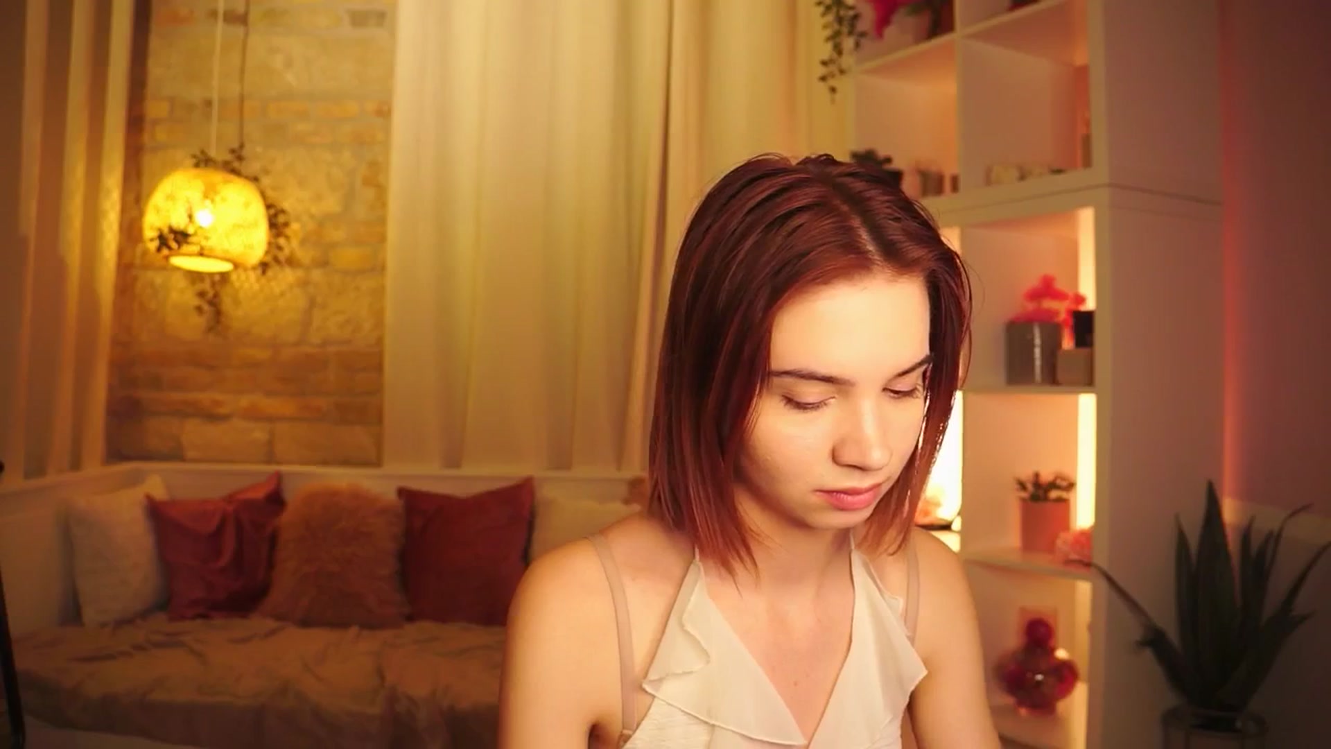 Gallery image thumbnail from Sunny_Honeey's myfreecams stream on, 07/07/2025, 09:06 image 18 of 20