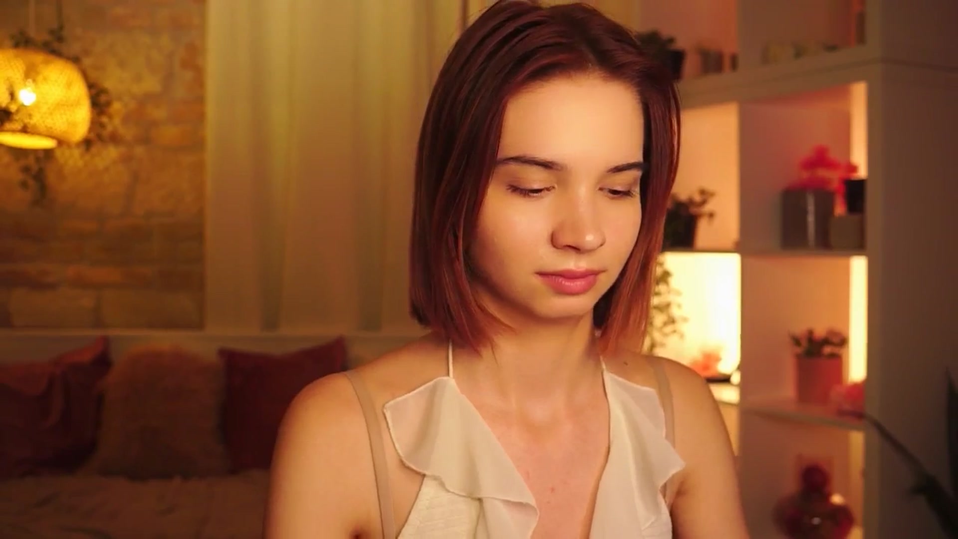 Gallery image thumbnail from Sunny_Honeey's myfreecams stream on, 07/07/2025, 10:30 image 19 of 20