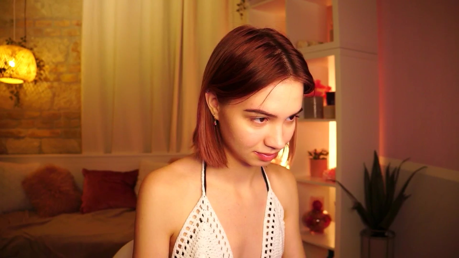Gallery image thumbnail from Sunny_Honeey's myfreecams stream on, 07/09/2025, 07:33 image 5 of 20