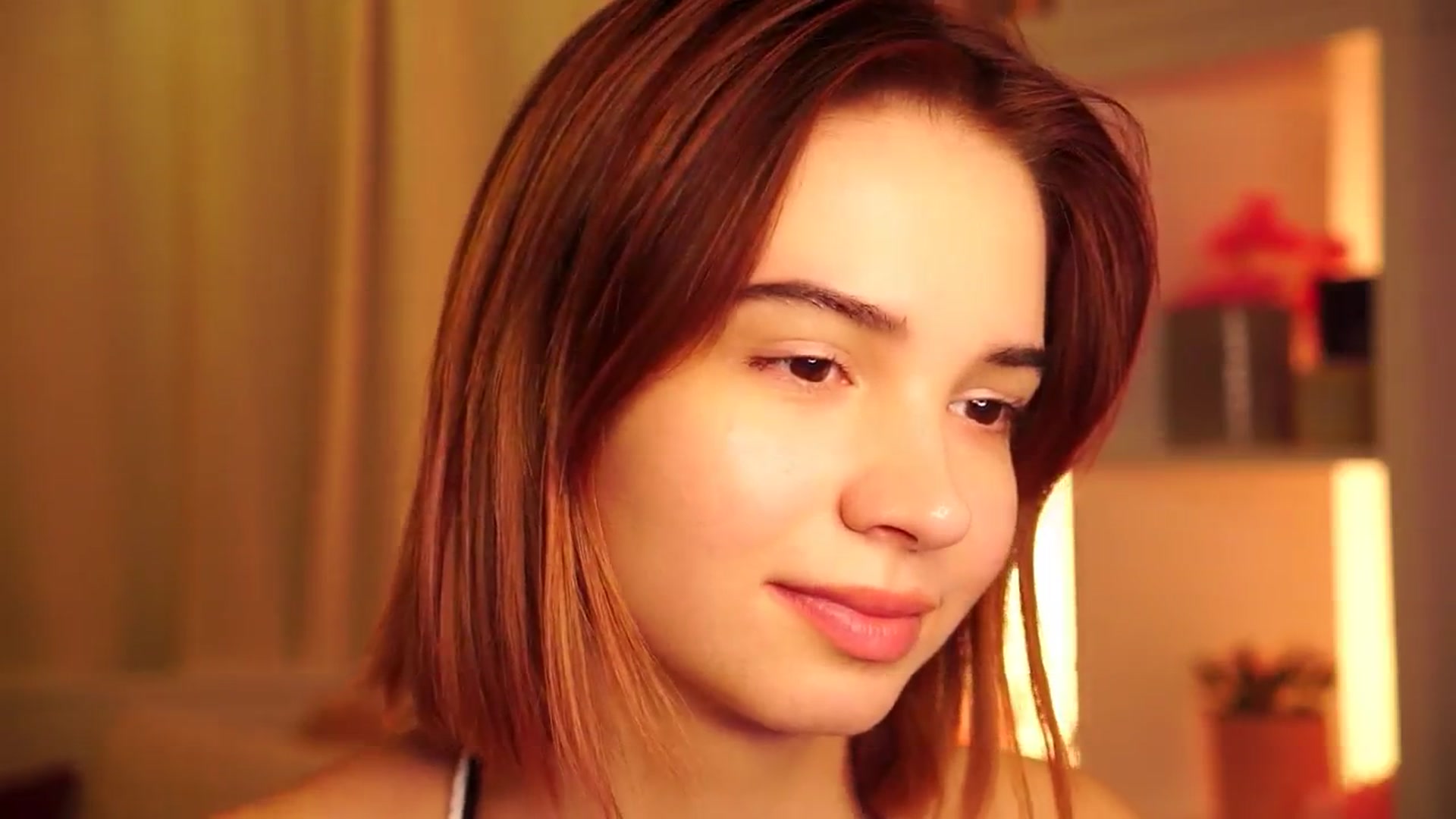 Gallery image thumbnail from Sunny_Honeey's myfreecams stream on, 07/09/2025, 08:38 image 15 of 20