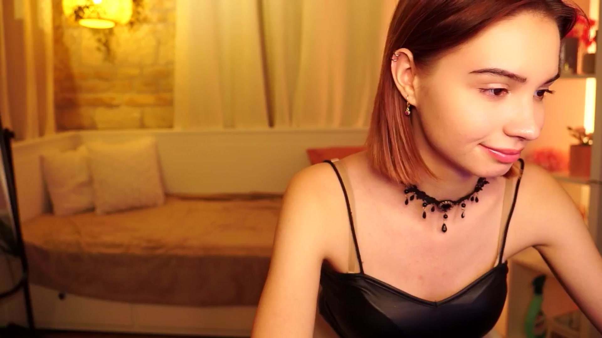 Gallery image thumbnail from Sunny_Honeey's myfreecams stream on, 07/15/2025, 17:32 image 19 of 20