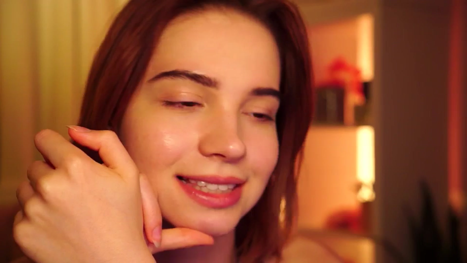 Gallery image thumbnail from Sunny_Honeey's myfreecams stream on, 07/20/2025, 15:55 image 12 of 20
