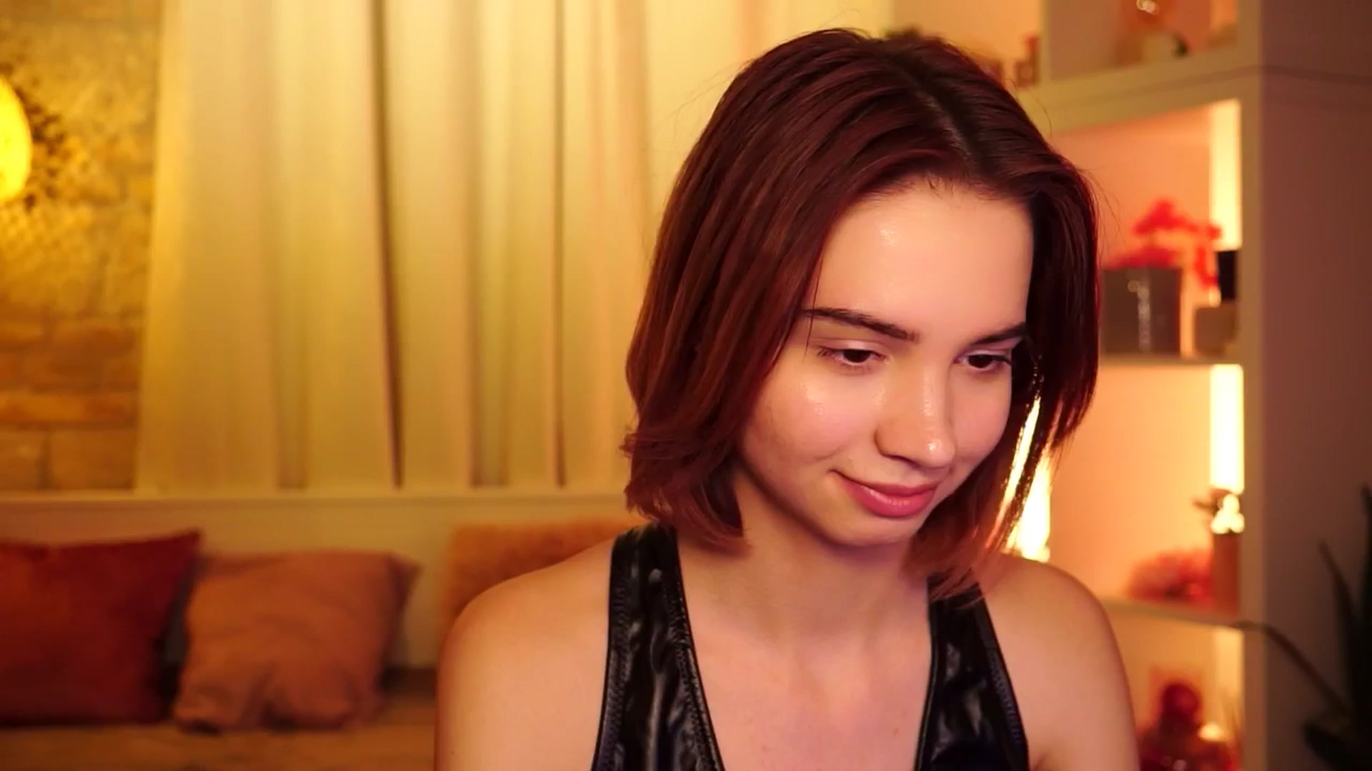 Gallery image thumbnail from Sunny_Honeey's myfreecams stream on, 07/20/2025, 17:04 image 8 of 20