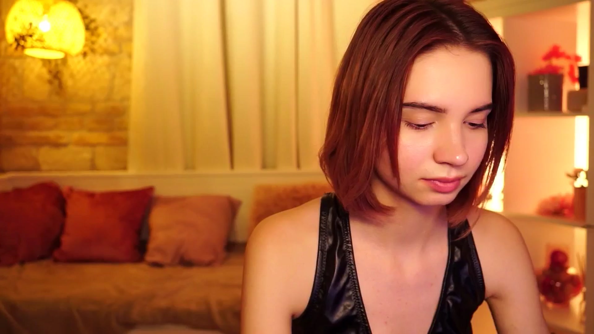 Gallery image thumbnail from Sunny_Honeey's myfreecams stream on, 07/20/2025, 19:23 image 11 of 20