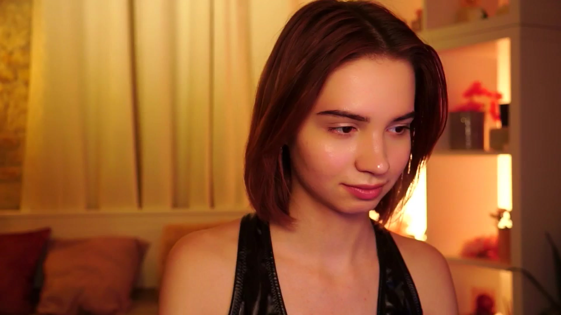 Gallery image thumbnail from Sunny_Honeey's myfreecams stream on, 07/20/2025, 19:23 image 1 of 20