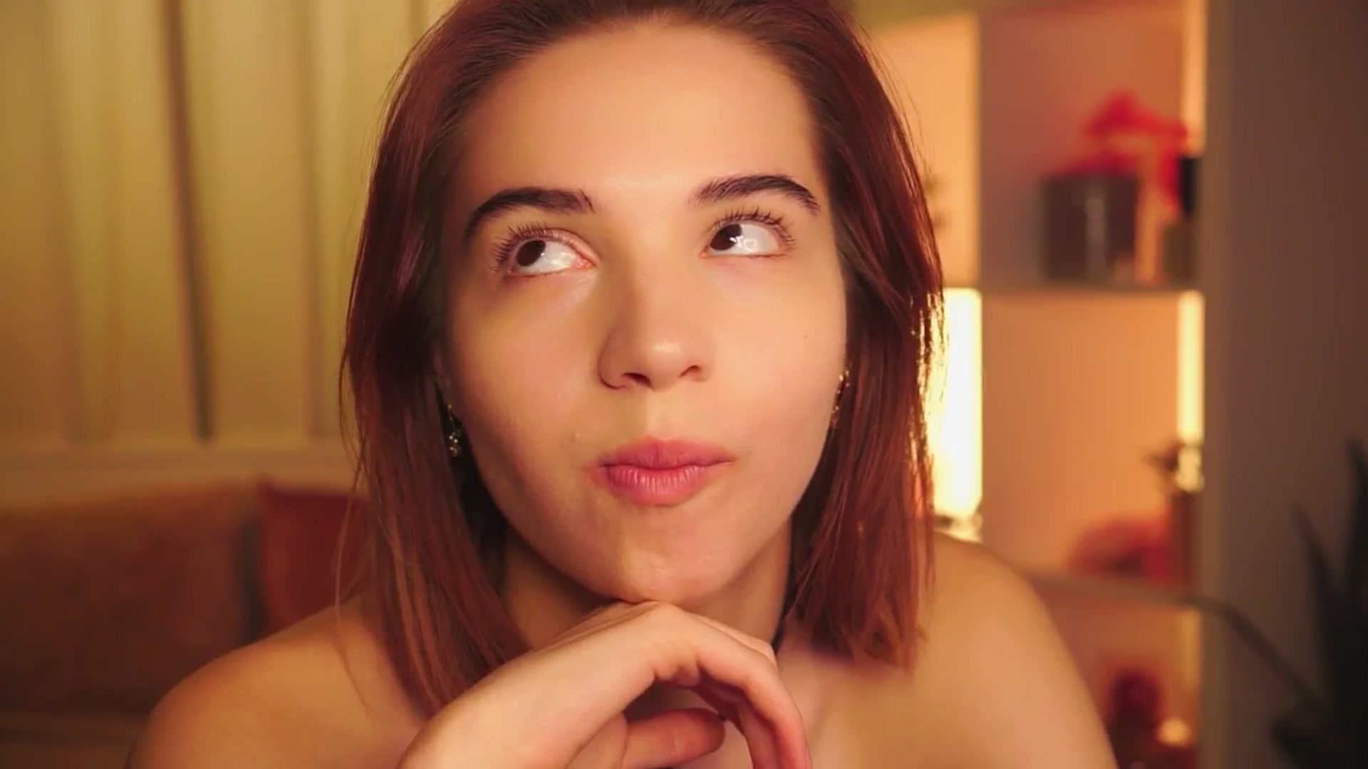 Gallery image thumbnail from Sunny_Honeey's myfreecams stream on, 07/25/2025, 11:09 image 17 of 20