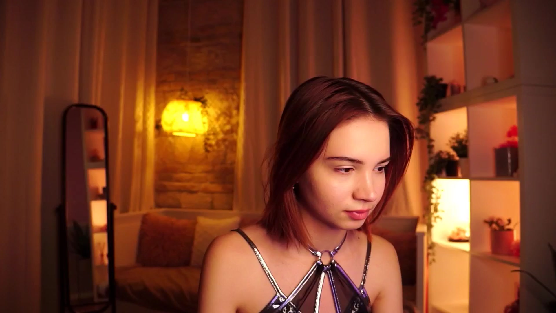 Gallery image thumbnail from Sunny_Honeey's myfreecams stream on, 08/07/2025, 13:13 image 1 of 20