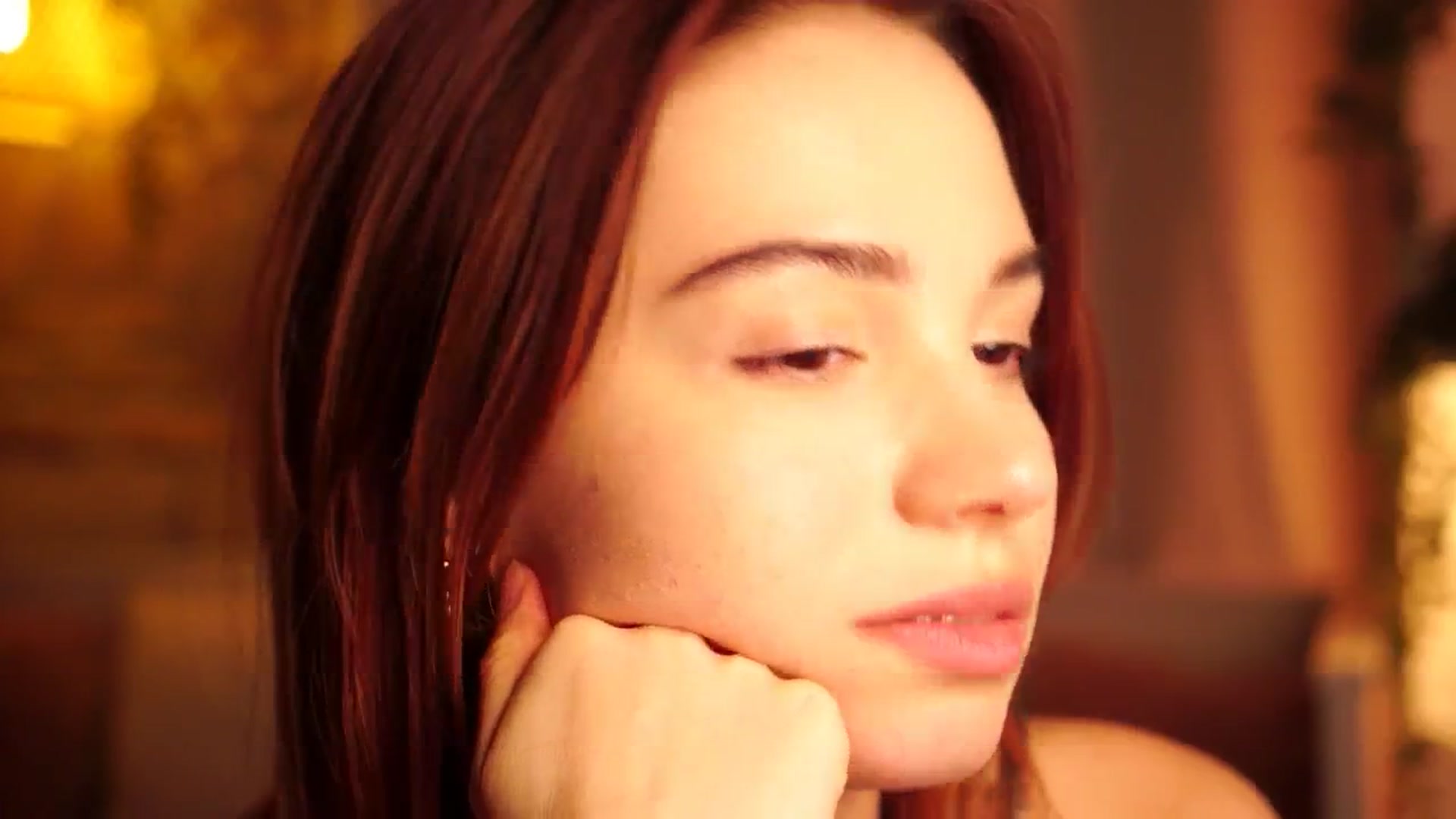 Gallery image thumbnail from Sunny_Honeey's myfreecams stream on, 08/07/2025, 16:10 image 19 of 20