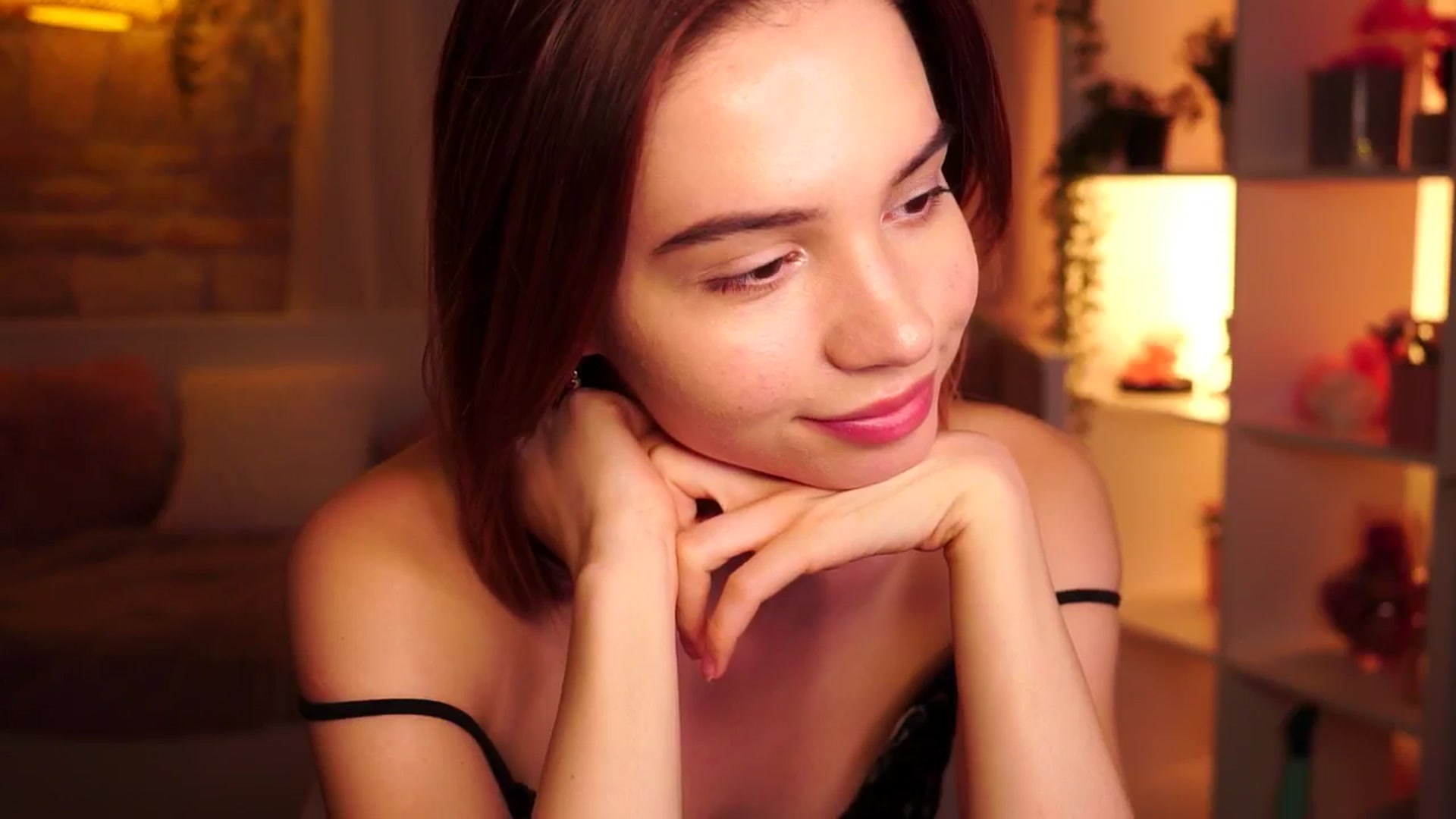 Gallery image thumbnail from Sunny_Honeey's myfreecams stream on, 08/13/2025, 17:16 image 20 of 20