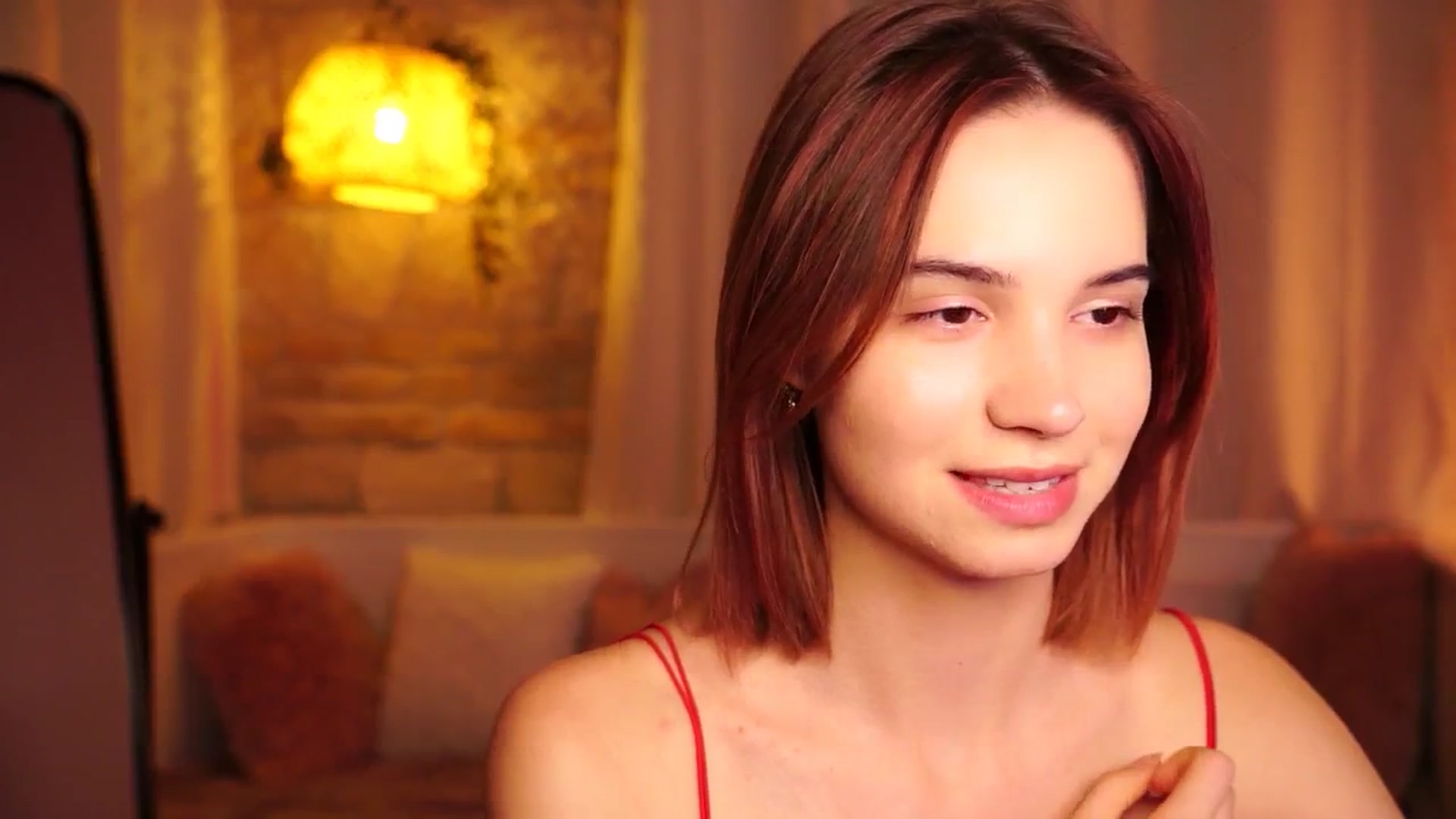 Gallery image thumbnail from Sunny_Honeey's myfreecams stream on, 08/24/2025, 14:42 image 6 of 20