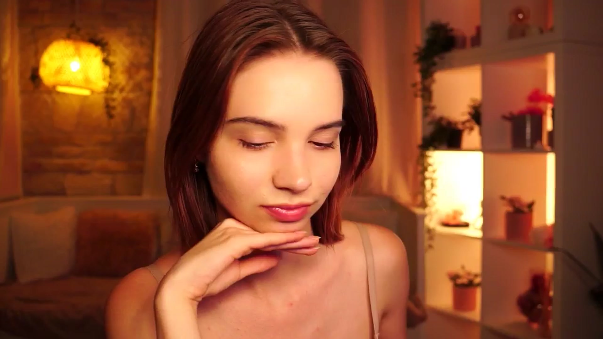 Gallery image thumbnail from Sunny_Honeey's myfreecams stream on, 08/31/2025, 16:11 image 16 of 20