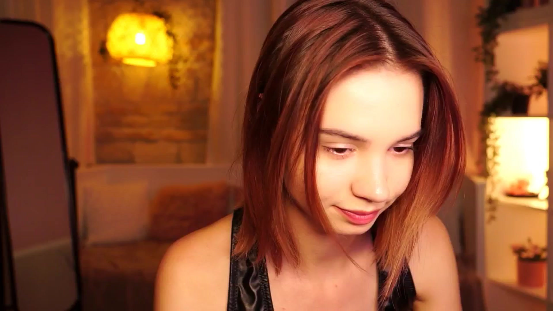 Gallery image thumbnail from Sunny_Honeey's myfreecams stream on, 09/02/2025, 12:03 image 10 of 20