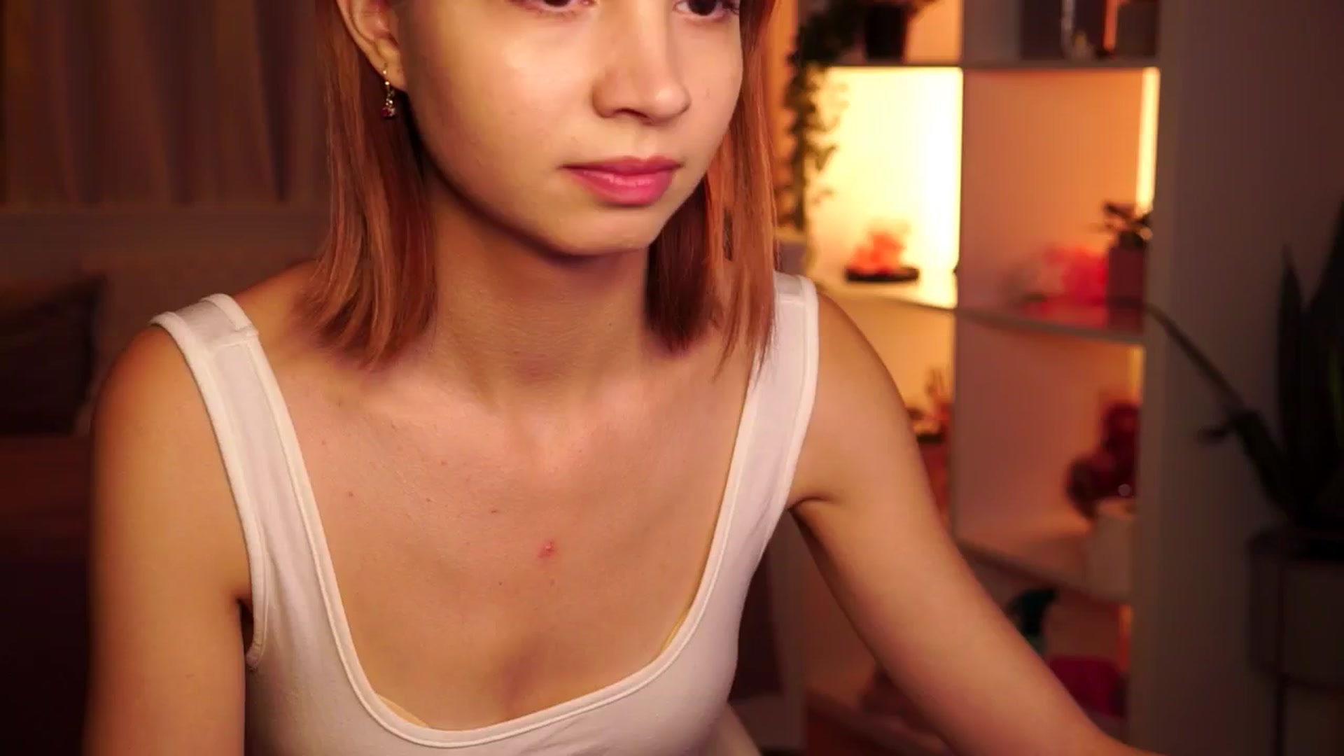 Gallery image thumbnail from Sunny_Honeey's myfreecams stream on, 09/14/2025, 12:33 image 6 of 20