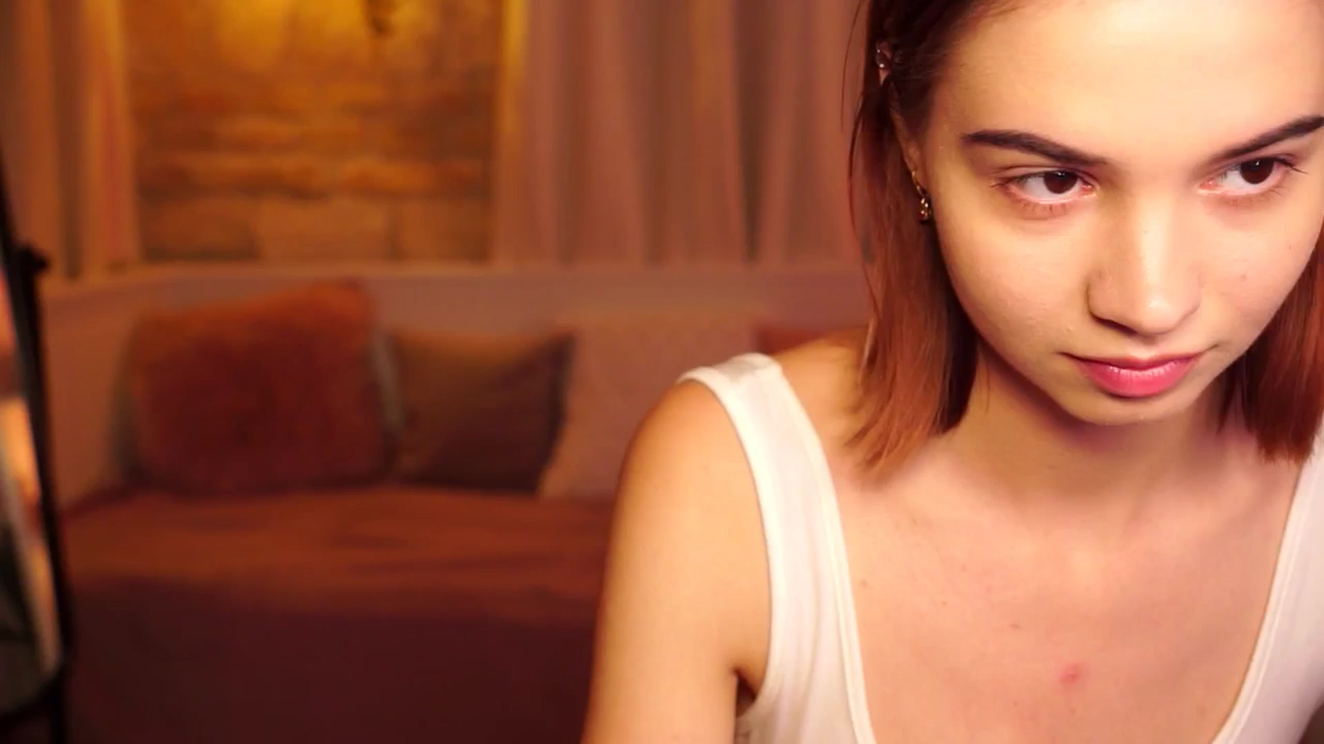 Gallery image thumbnail from Sunny_Honeey's myfreecams stream on, 09/14/2025, 12:33 image 10 of 20