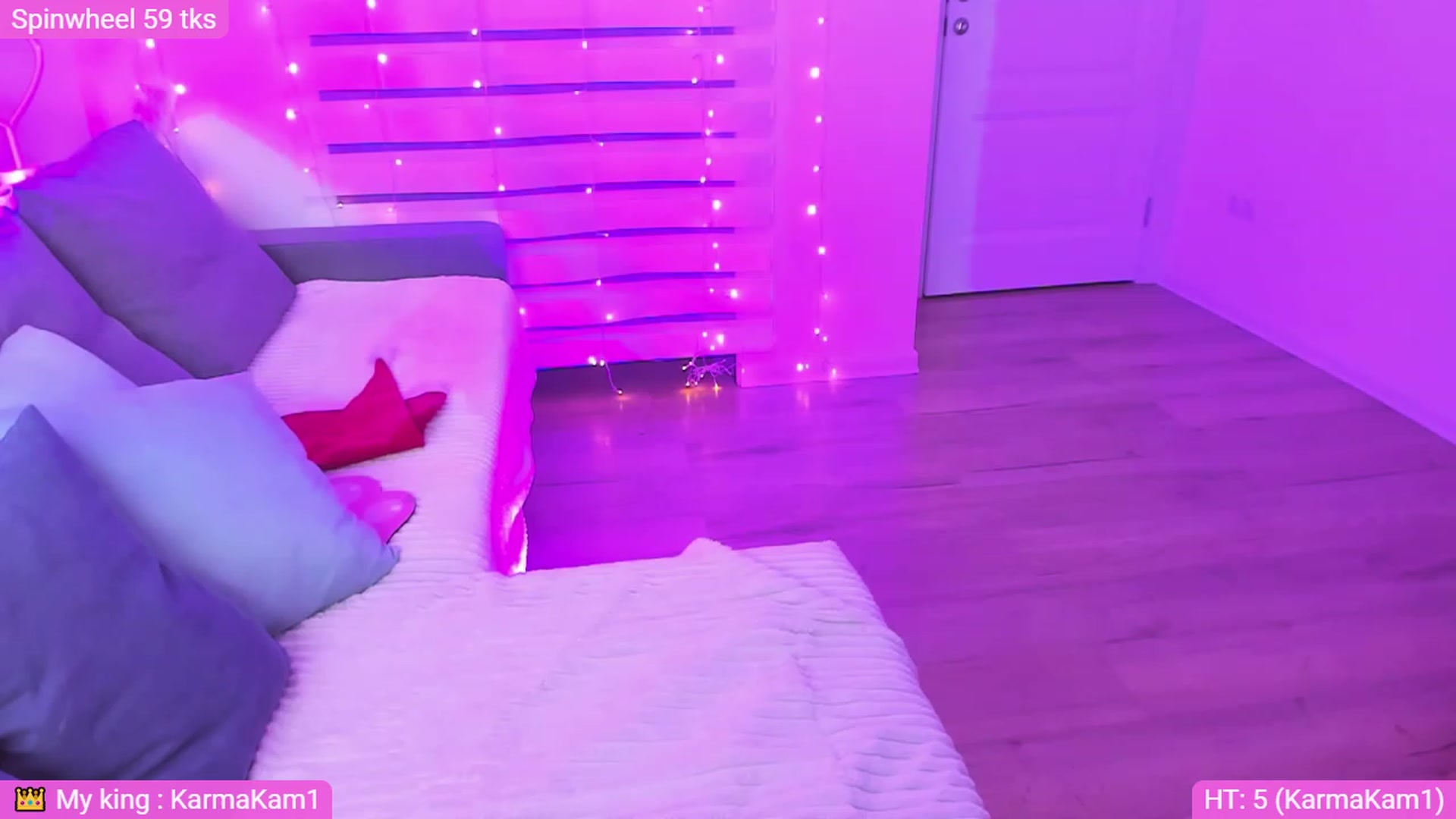 Gallery image thumbnail from Sunny__Sweet's myfreecams stream on, 12/19/2022, 05:25 image 4 of 20