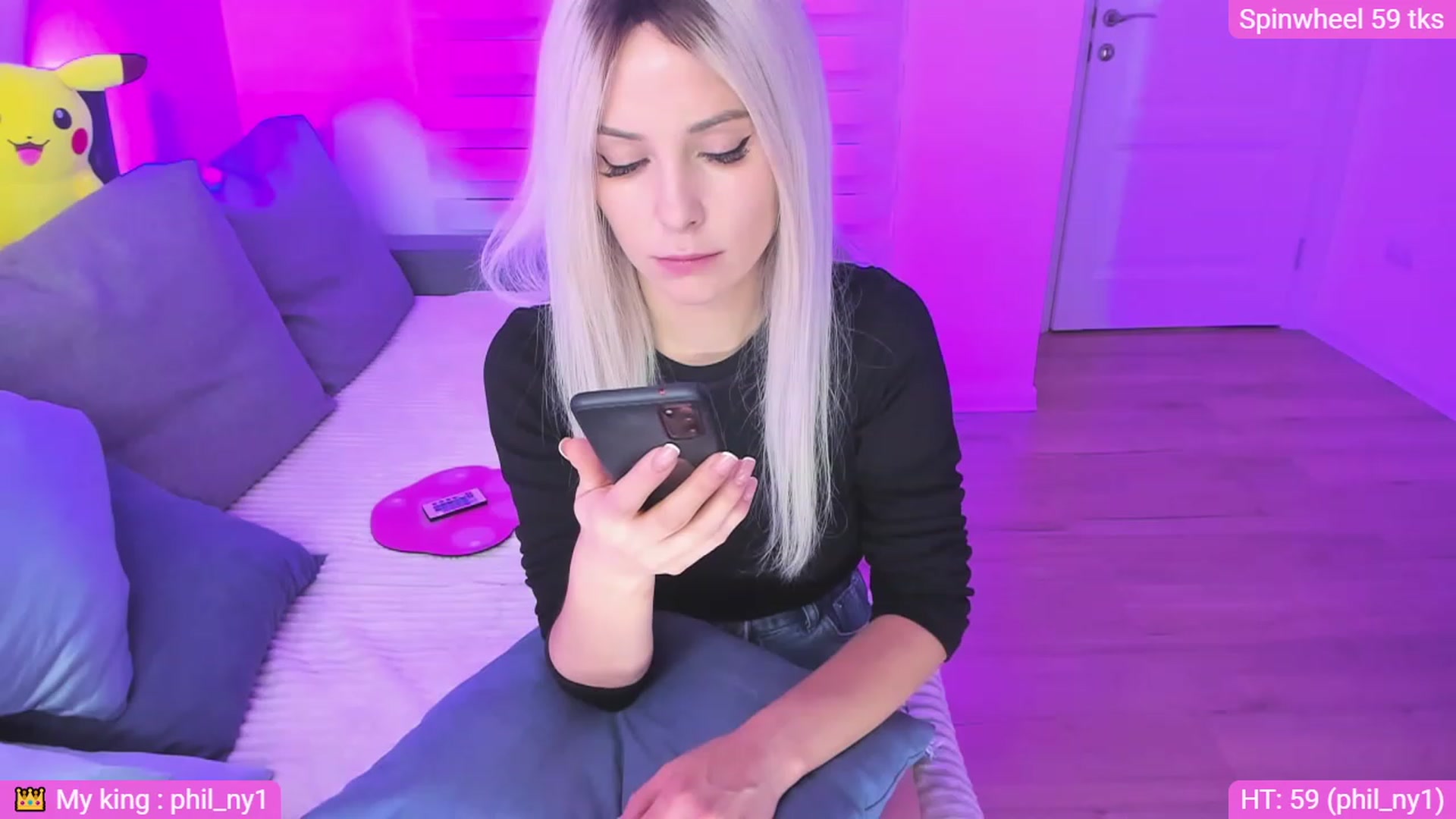 Gallery image thumbnail from Sunny__Sweet's myfreecams stream on, 03/30/2023, 06:50 image 14 of 20