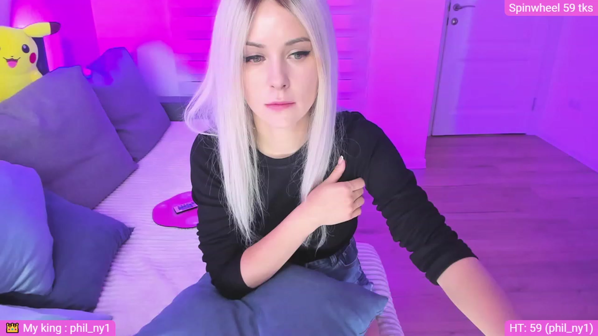 Gallery image thumbnail from Sunny__Sweet's myfreecams stream on, 03/30/2023, 06:50 image 12 of 20
